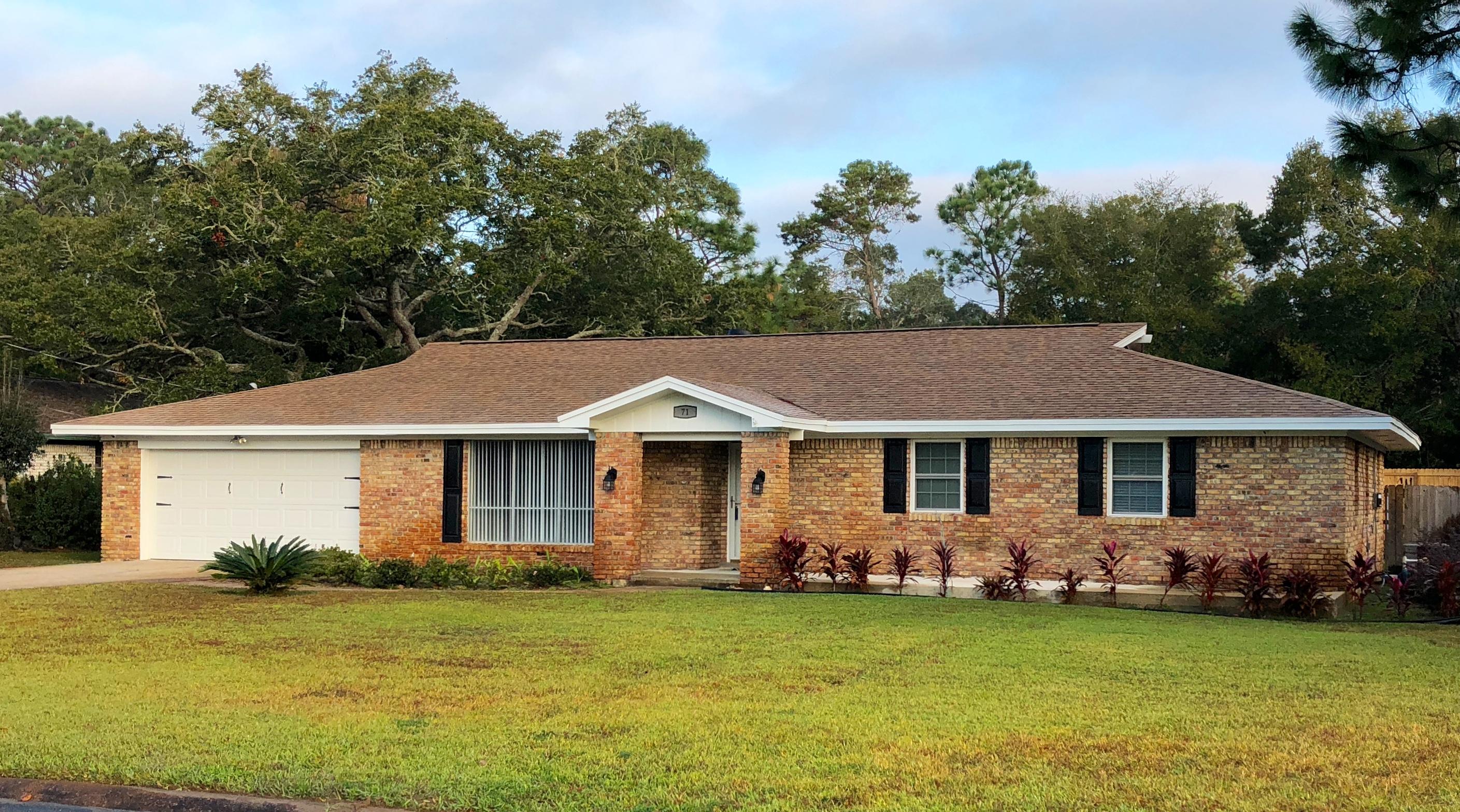 LAKE LORRAINE ESTATES - Residential