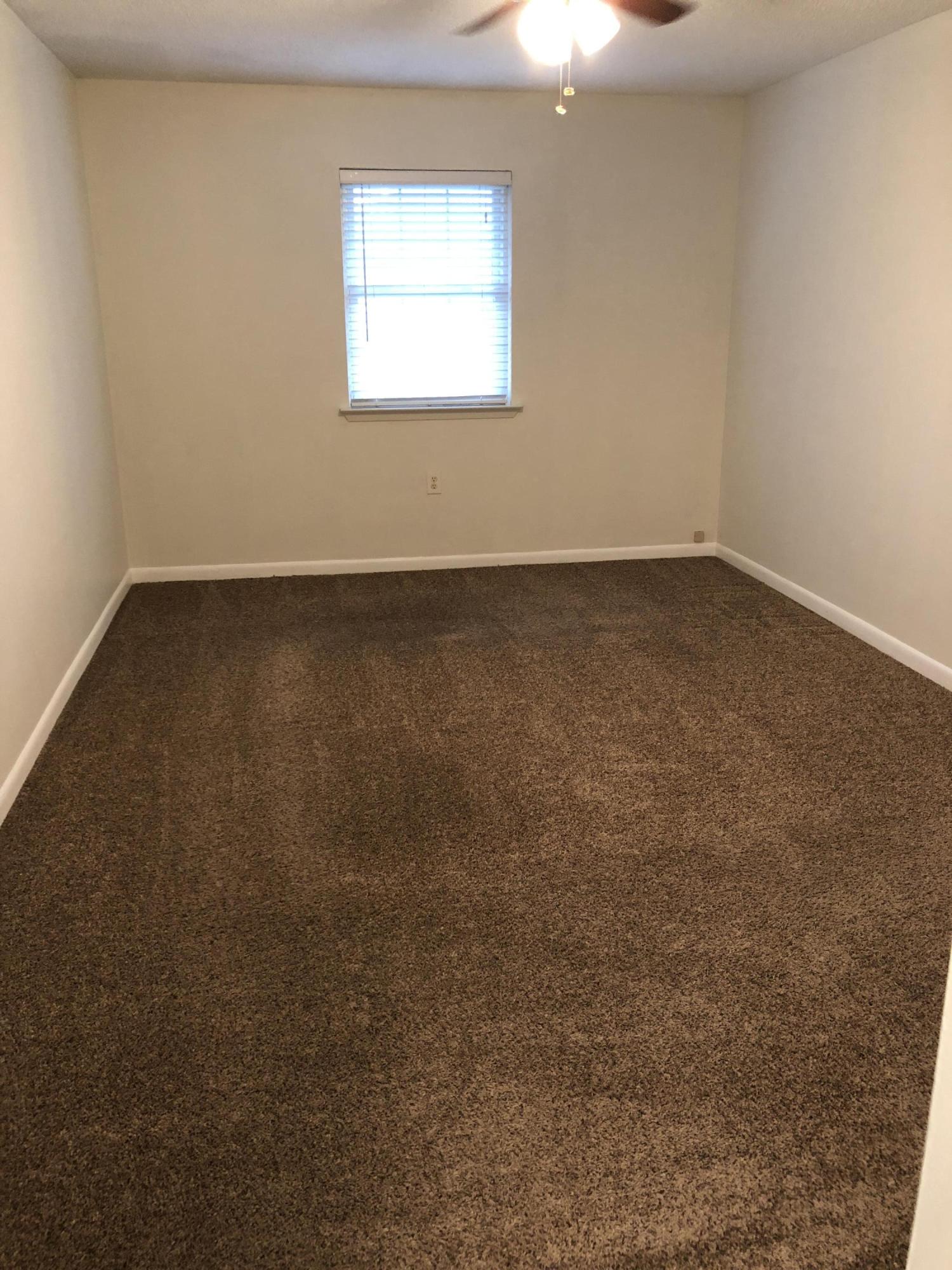 LAKE LORRAINE ESTATES - Residential