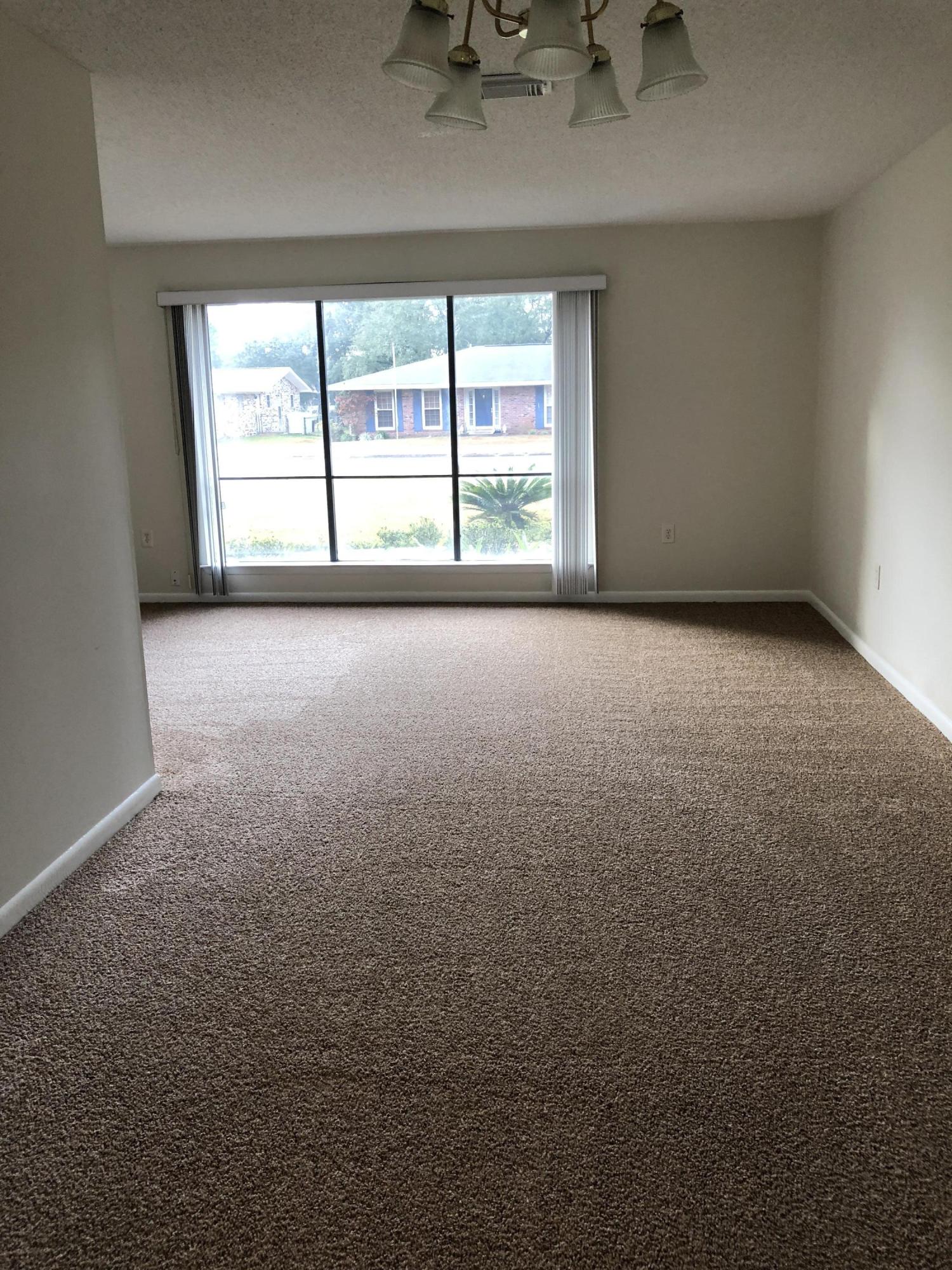 LAKE LORRAINE ESTATES - Residential