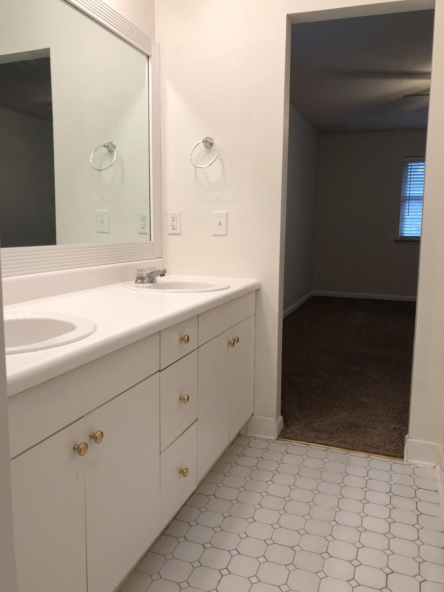 LAKE LORRAINE ESTATES - Residential