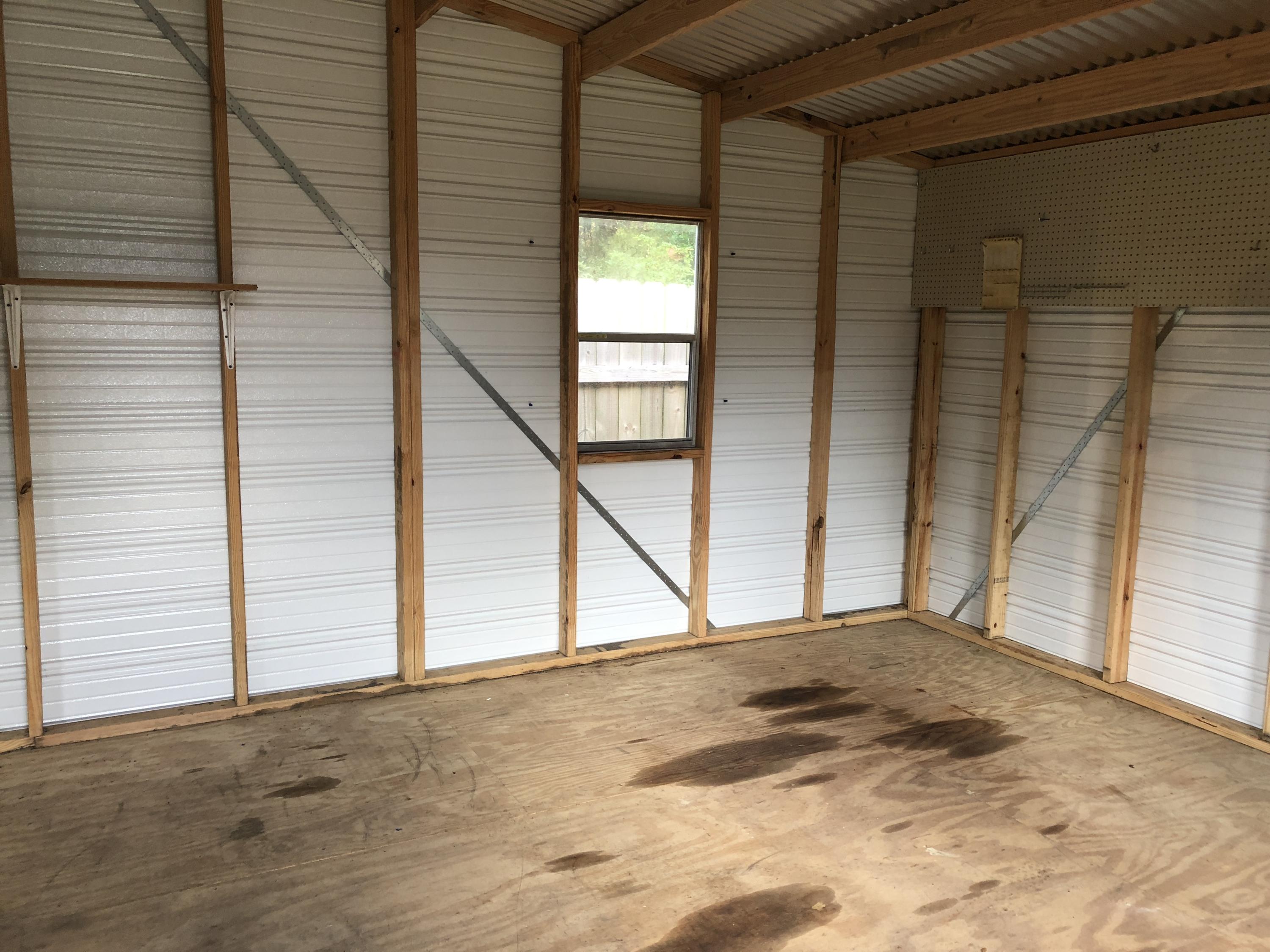 LAKE LORRAINE ESTATES - Residential