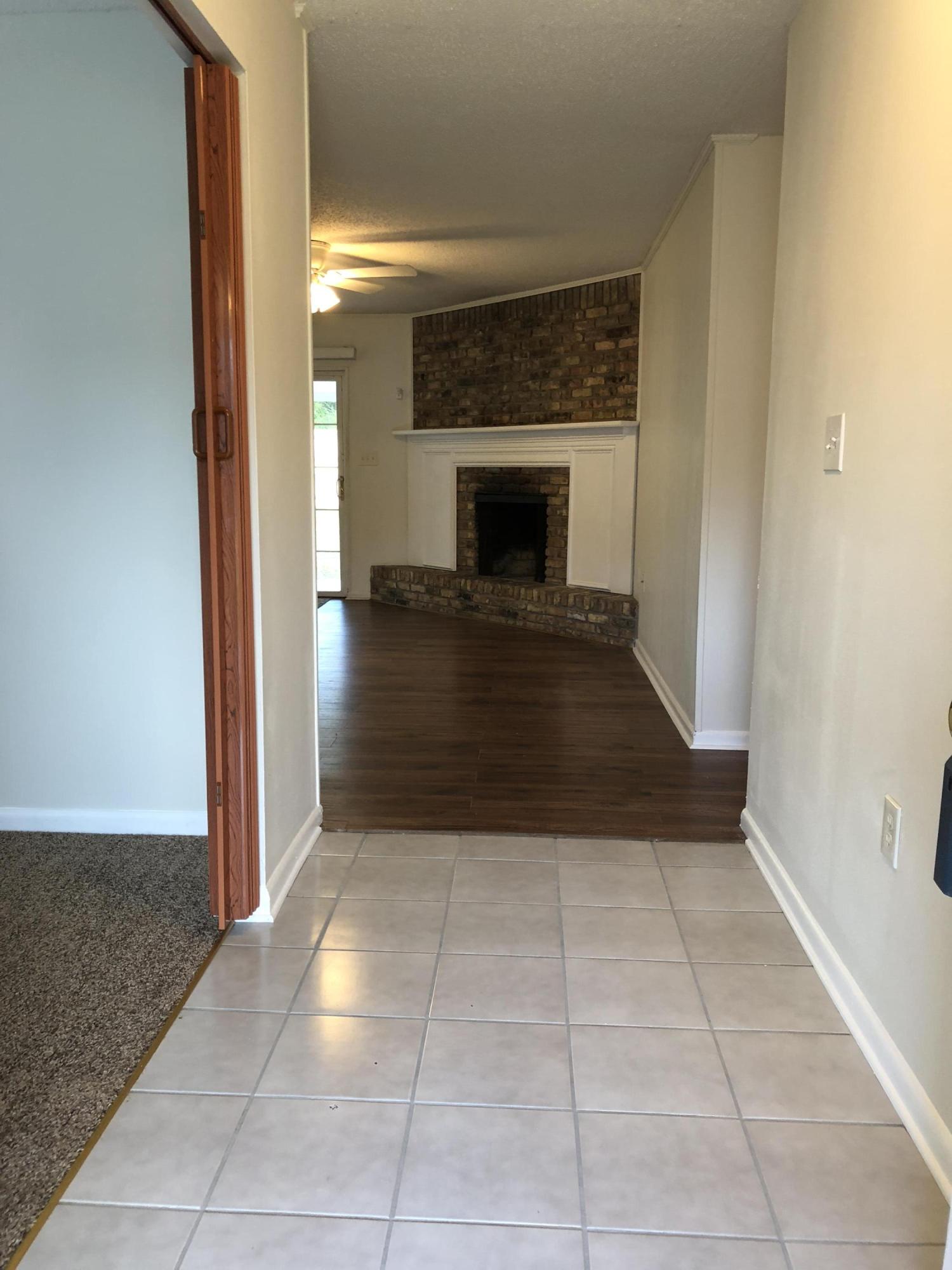 LAKE LORRAINE ESTATES - Residential