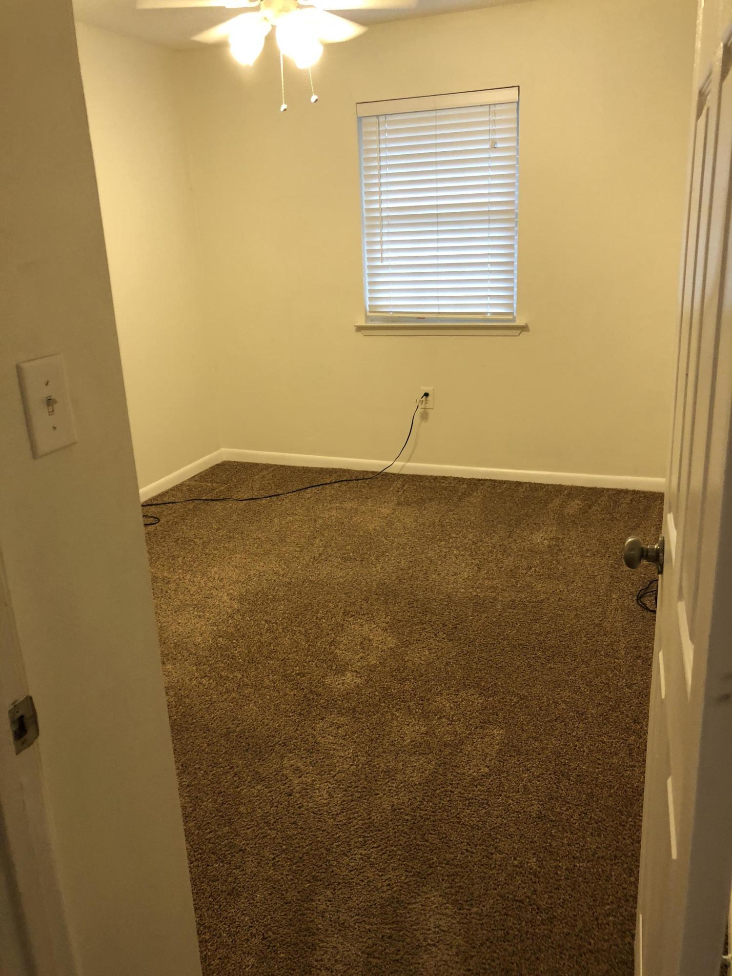 LAKE LORRAINE ESTATES - Residential