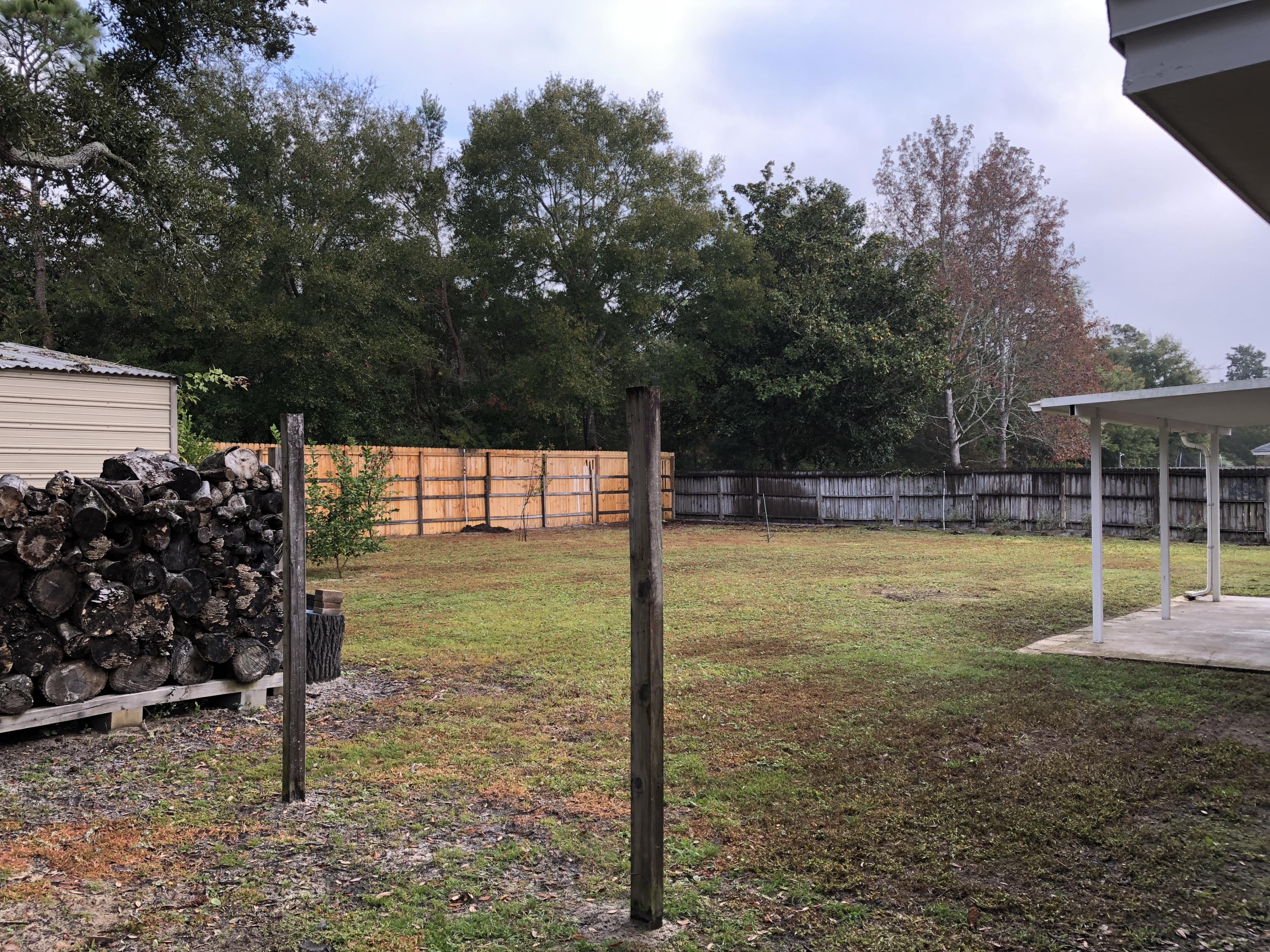 LAKE LORRAINE ESTATES - Residential