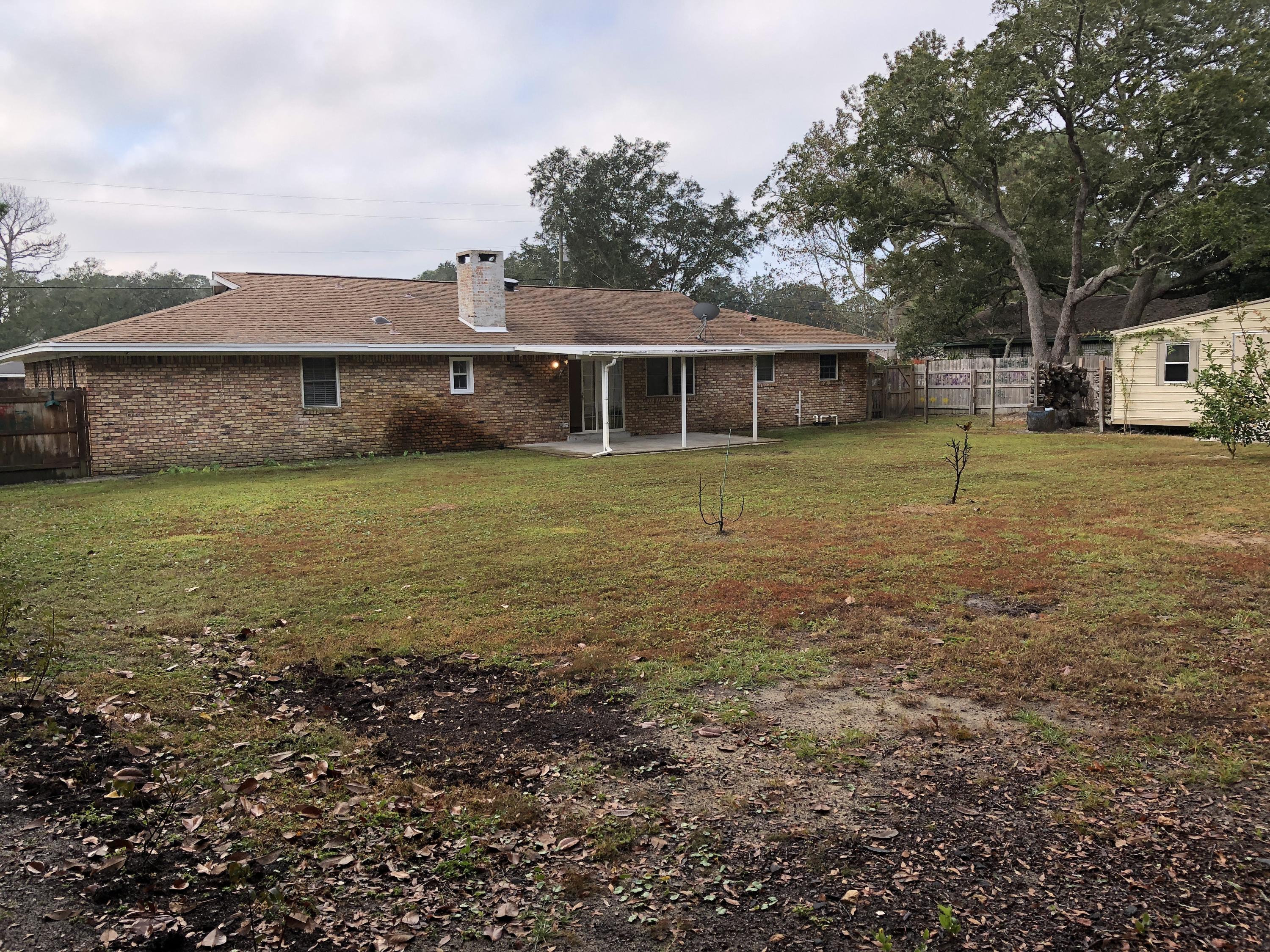 LAKE LORRAINE ESTATES - Residential