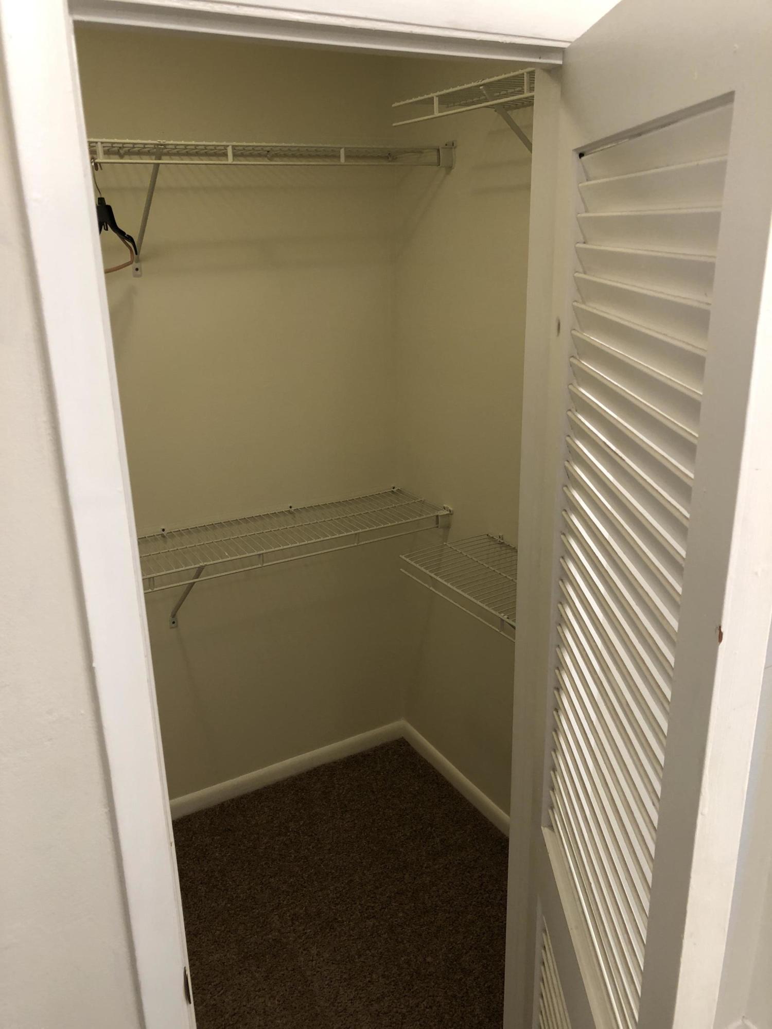 LAKE LORRAINE ESTATES - Residential