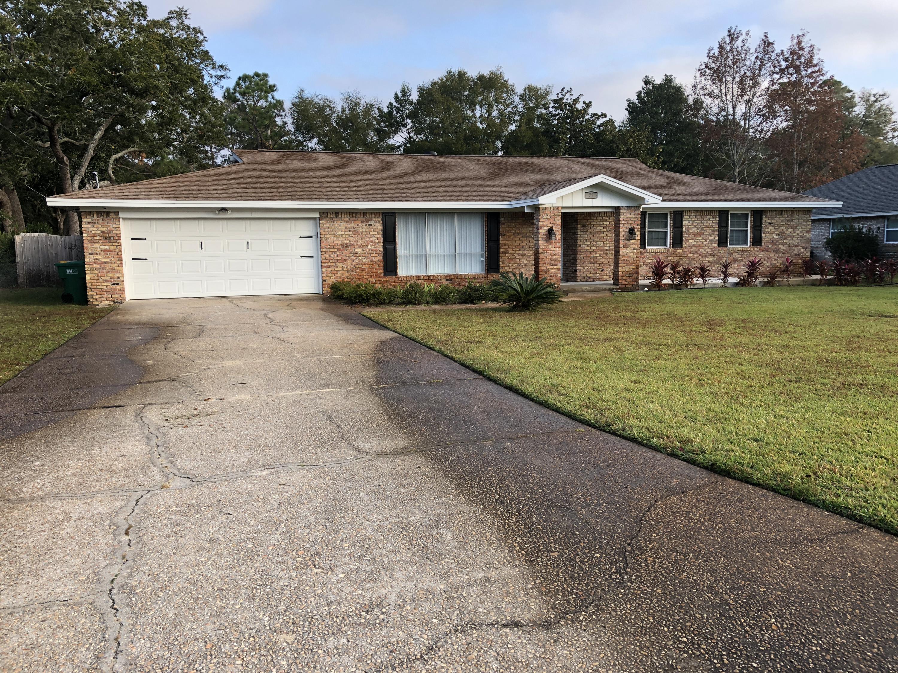 LAKE LORRAINE ESTATES - Residential