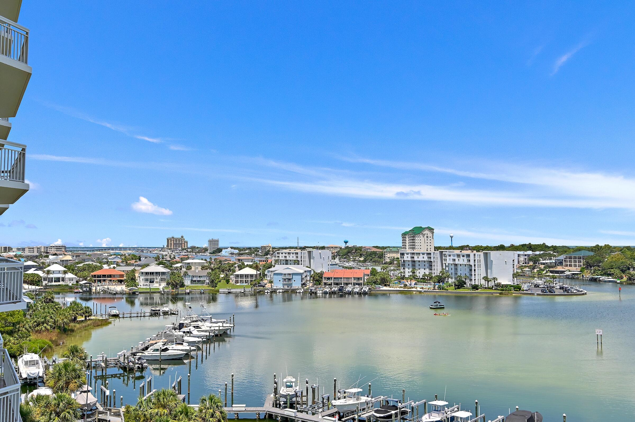 HARBOR LANDING - Residential