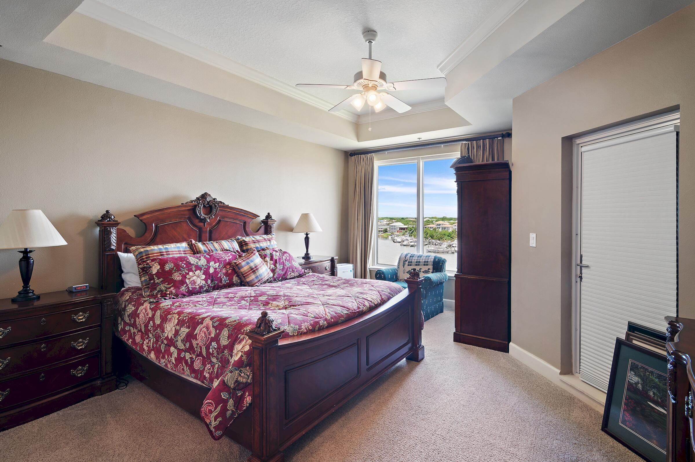 HARBOR LANDING - Residential