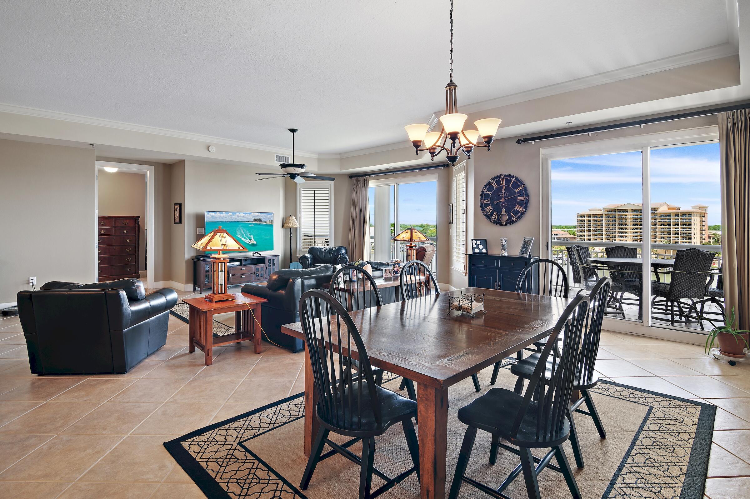 HARBOR LANDING - Residential