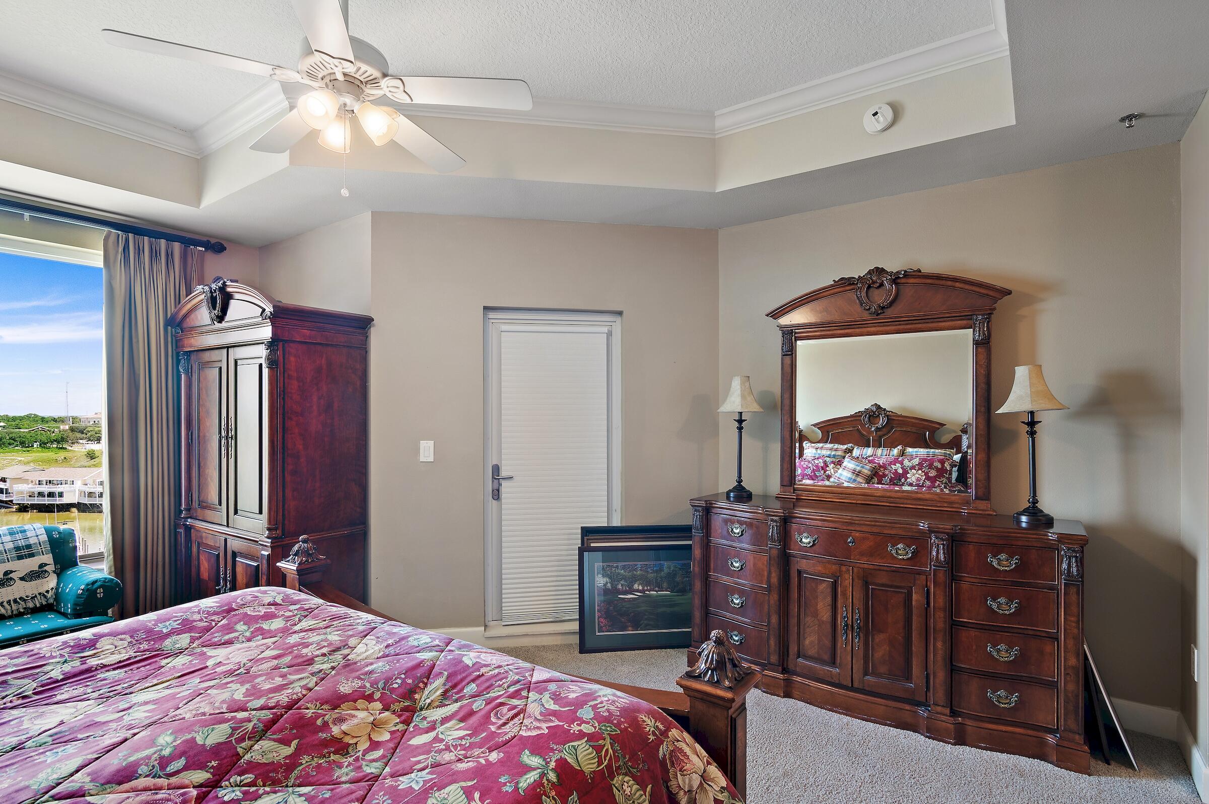 HARBOR LANDING - Residential