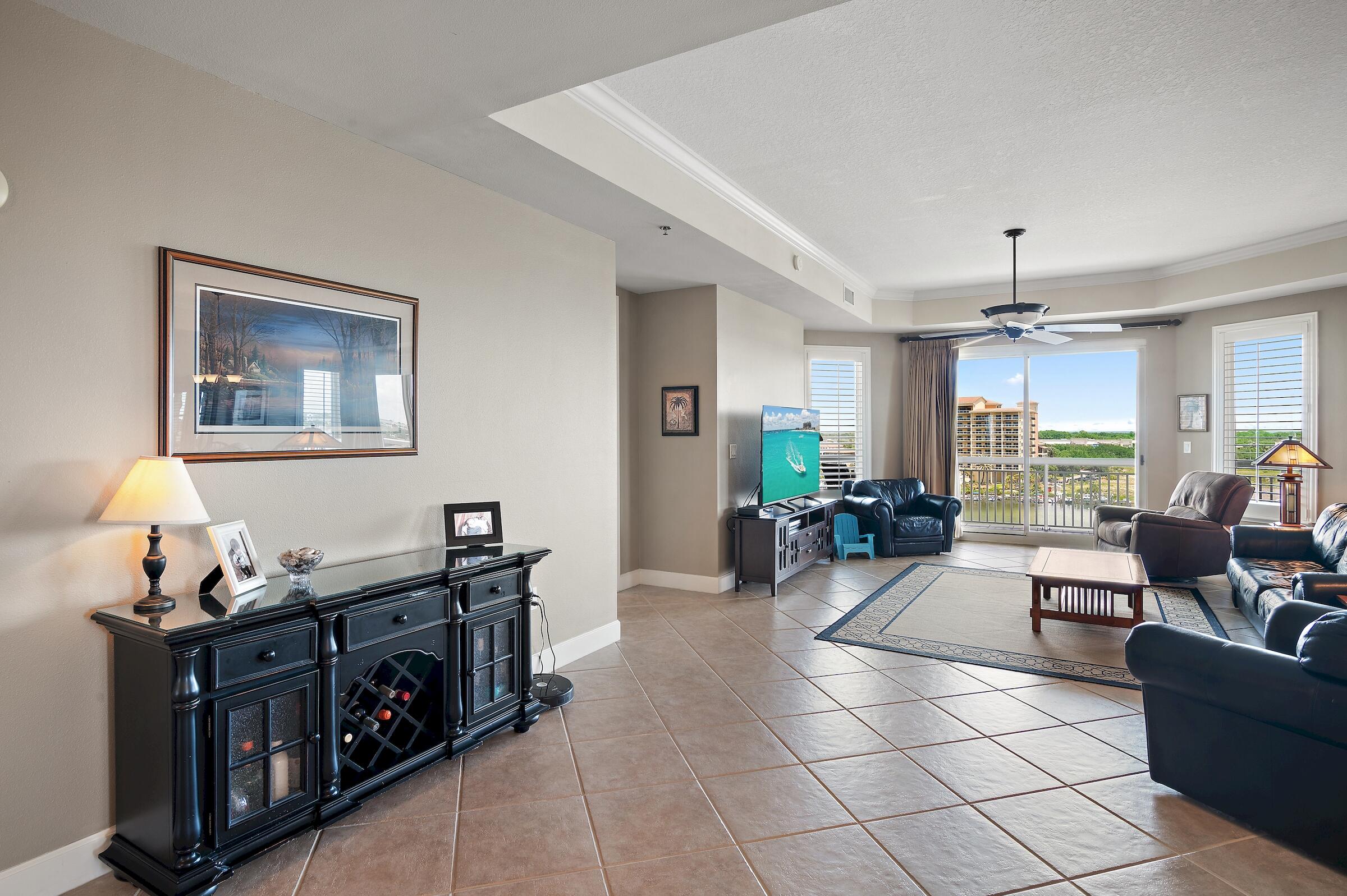 HARBOR LANDING - Residential