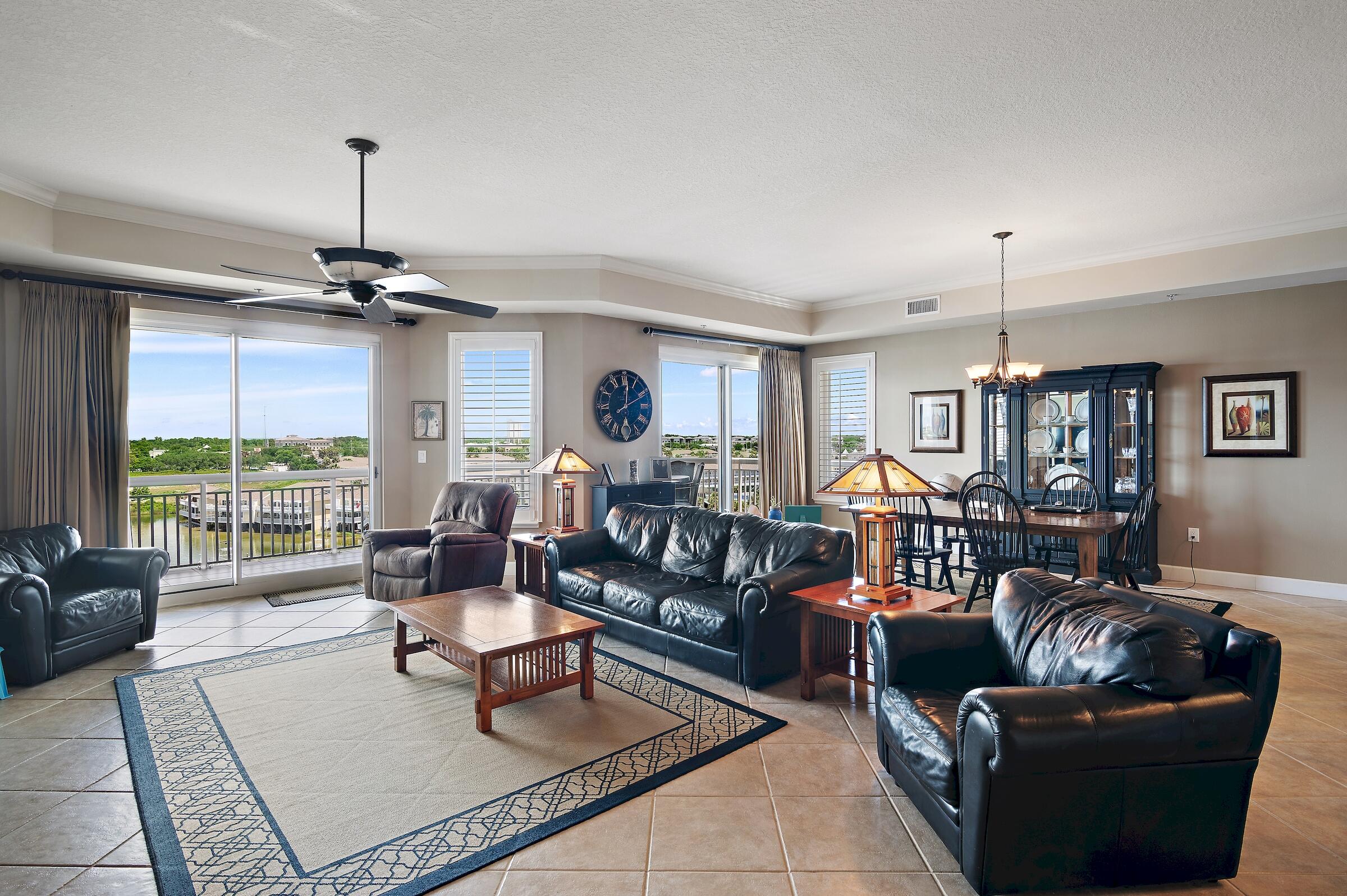 HARBOR LANDING - Residential