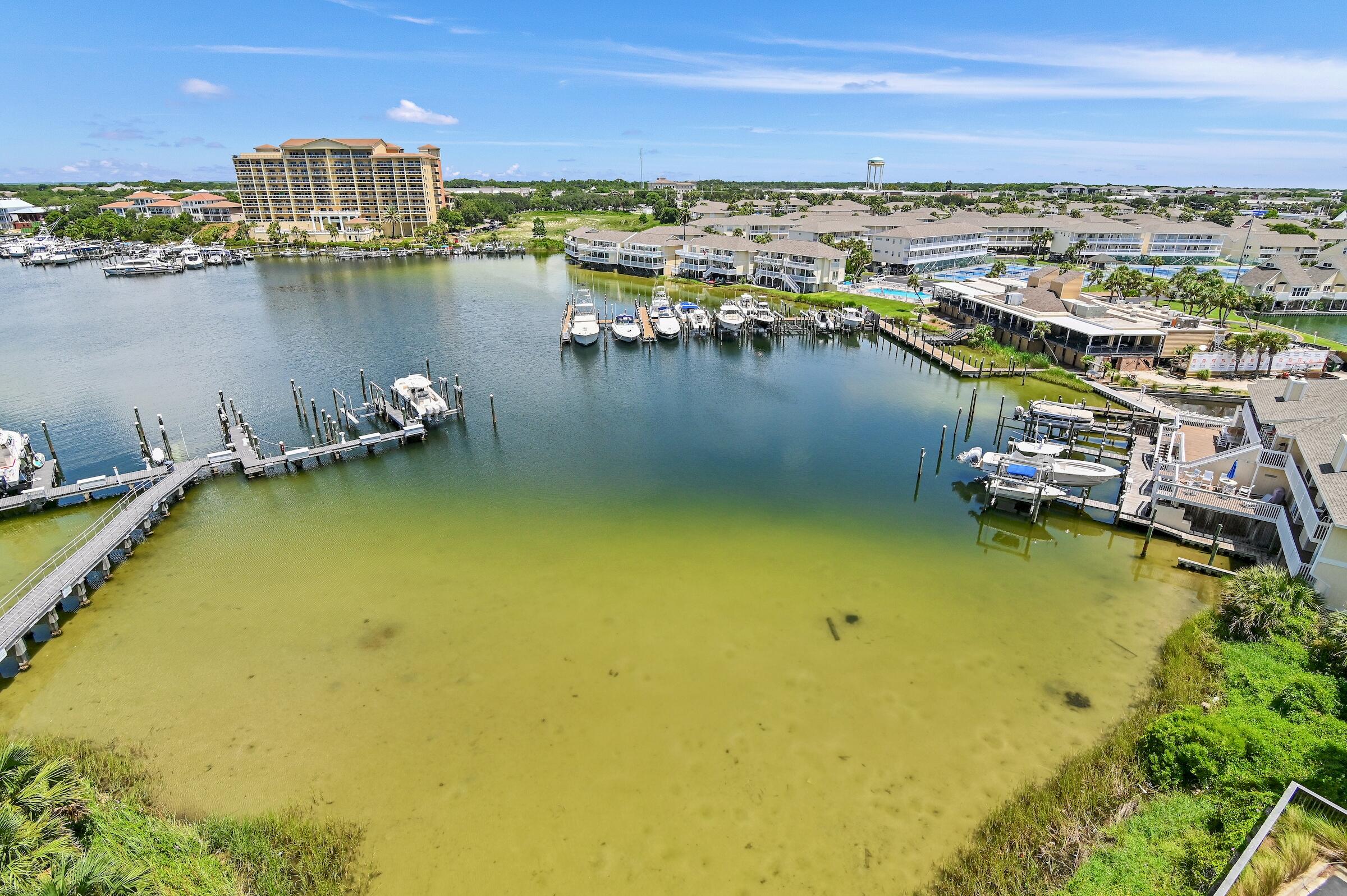 HARBOR LANDING - Residential