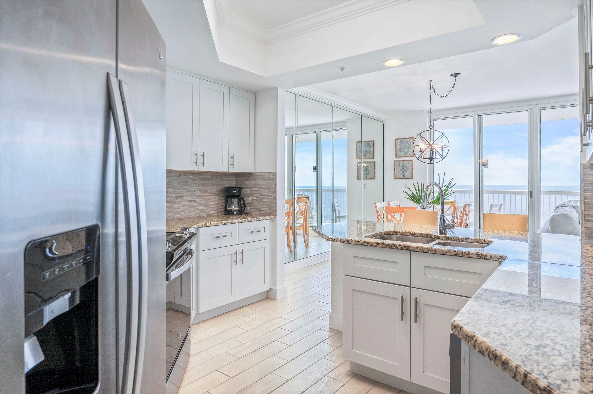 SILVER BEACH TOWERS WEST - Residential