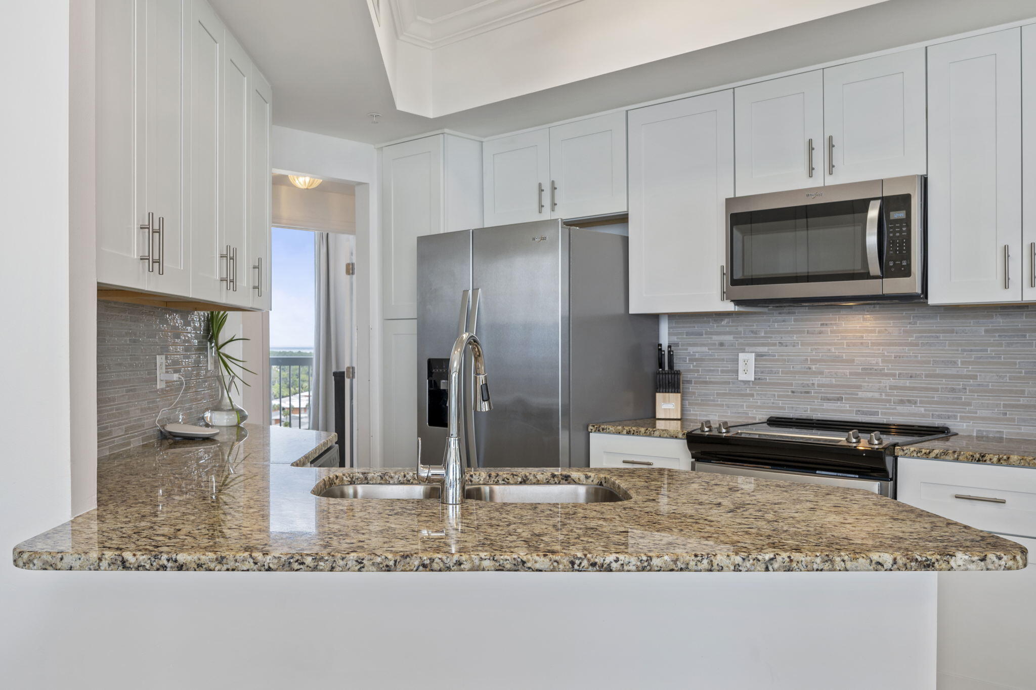 SILVER BEACH TOWERS WEST - Residential