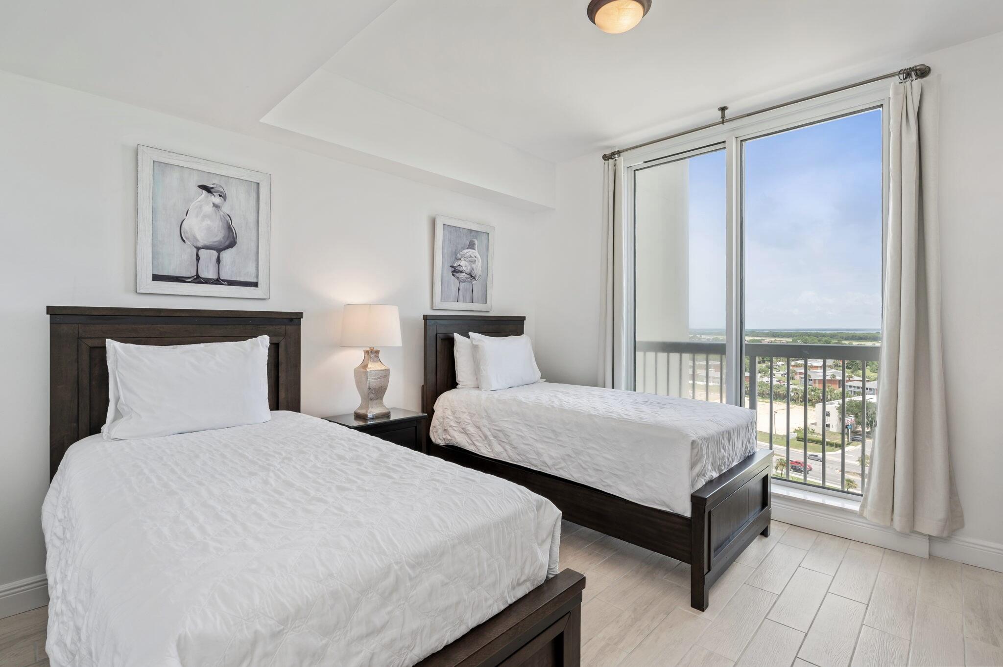 SILVER BEACH TOWERS WEST - Residential