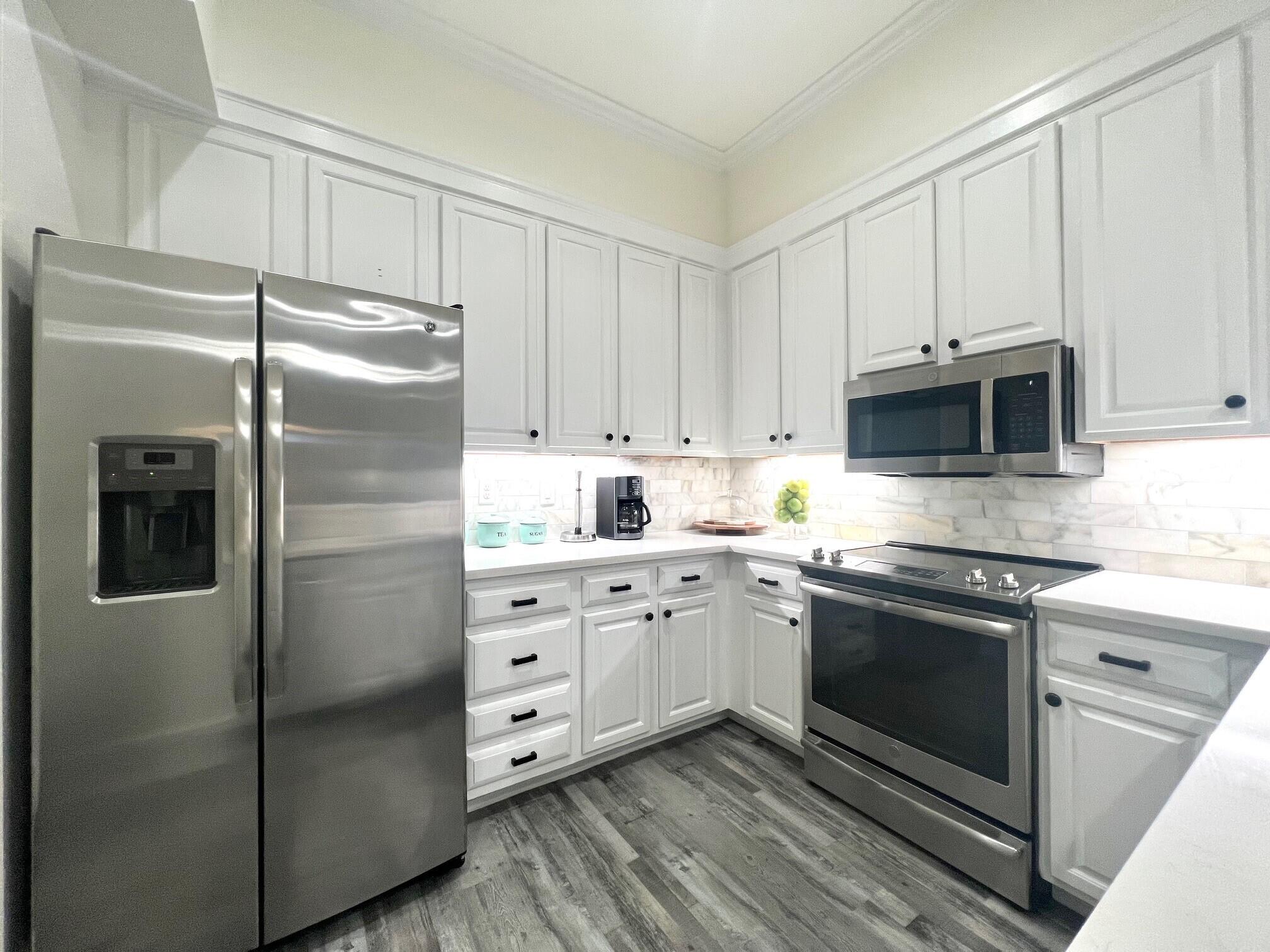 GRAND HARBOUR - Residential Lease