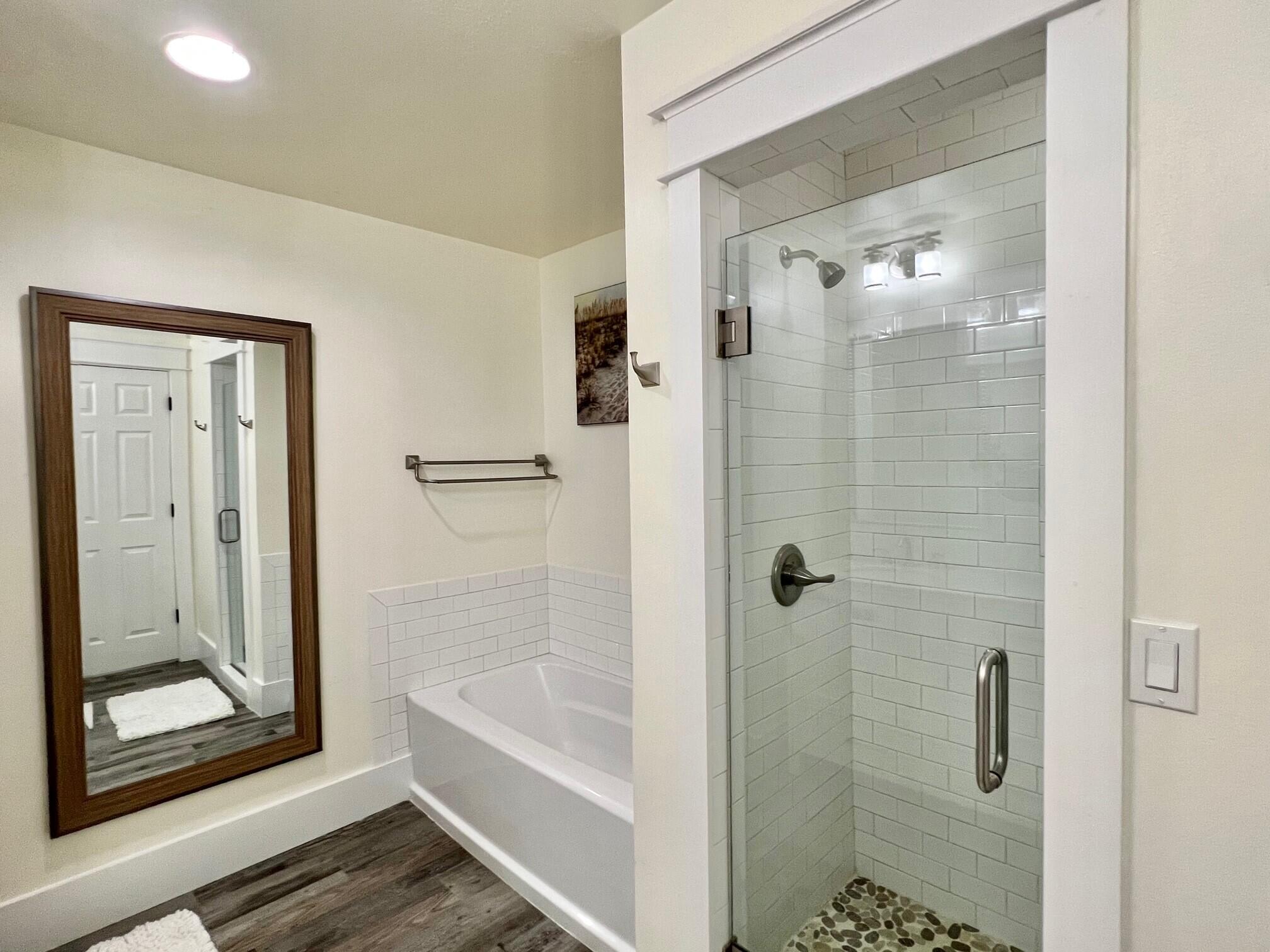 GRAND HARBOUR - Residential Lease