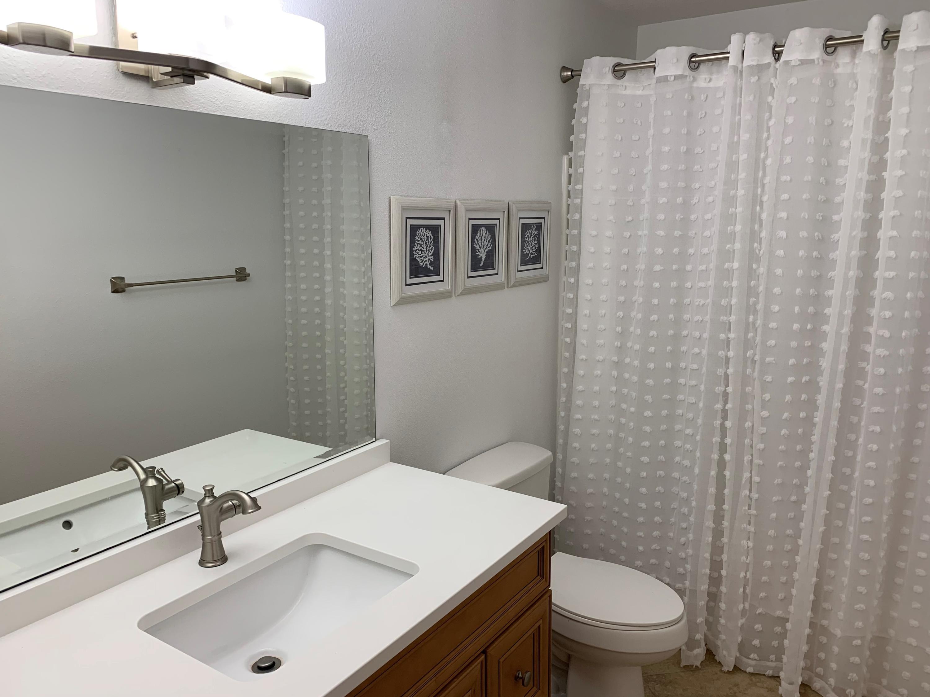 BAYOU VILLAGE CONDO PH 2 - Residential