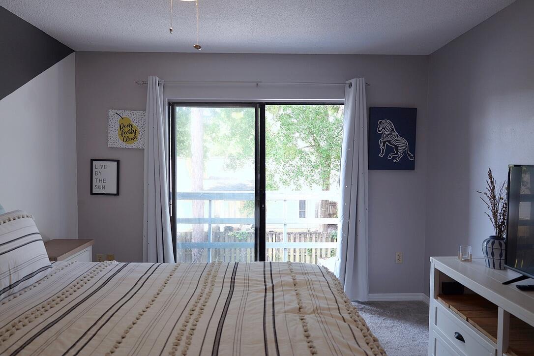 POST OAK PLACE - Residential