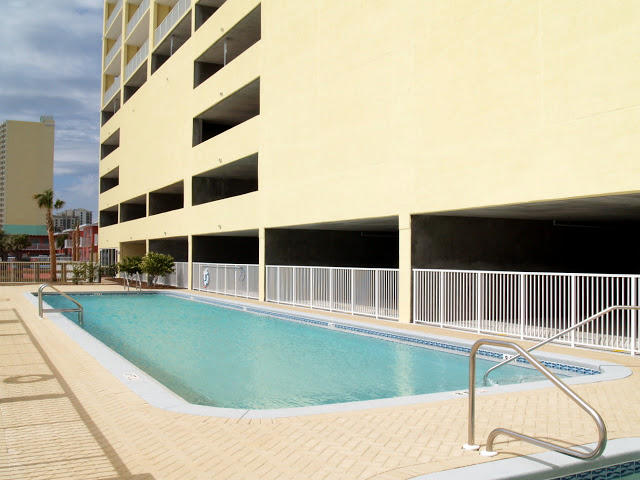 OCEAN REEF - Residential