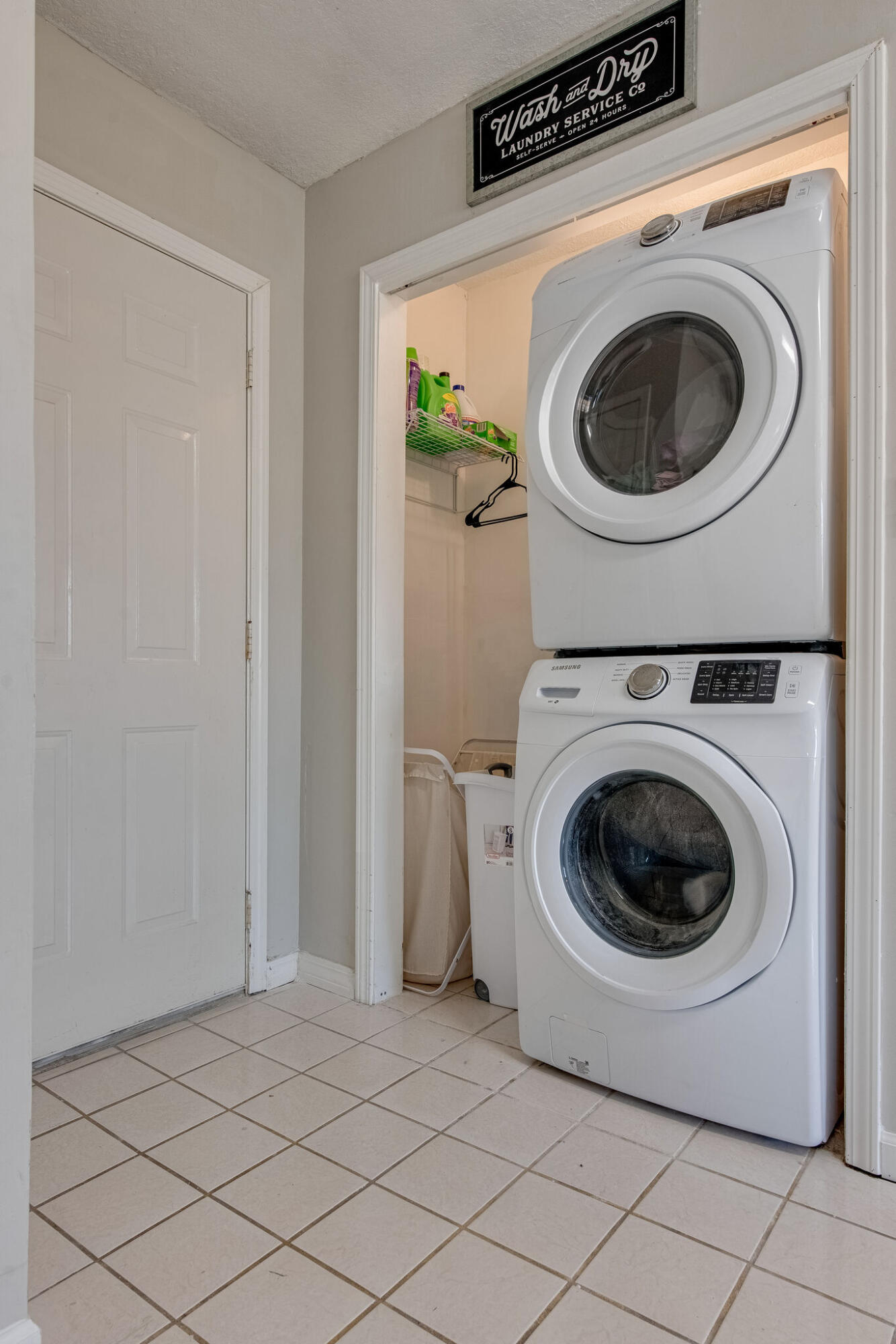 CARRACRES WEST - Residential