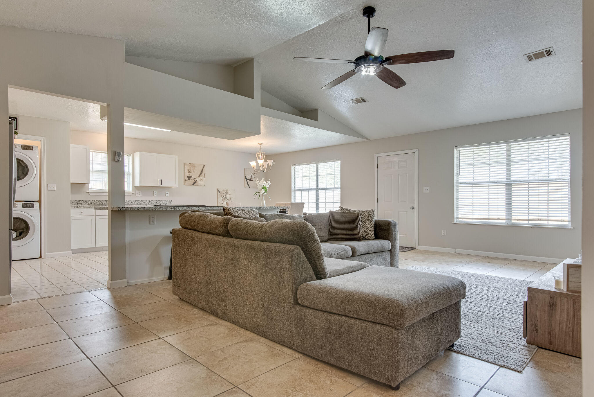 CARRACRES WEST - Residential