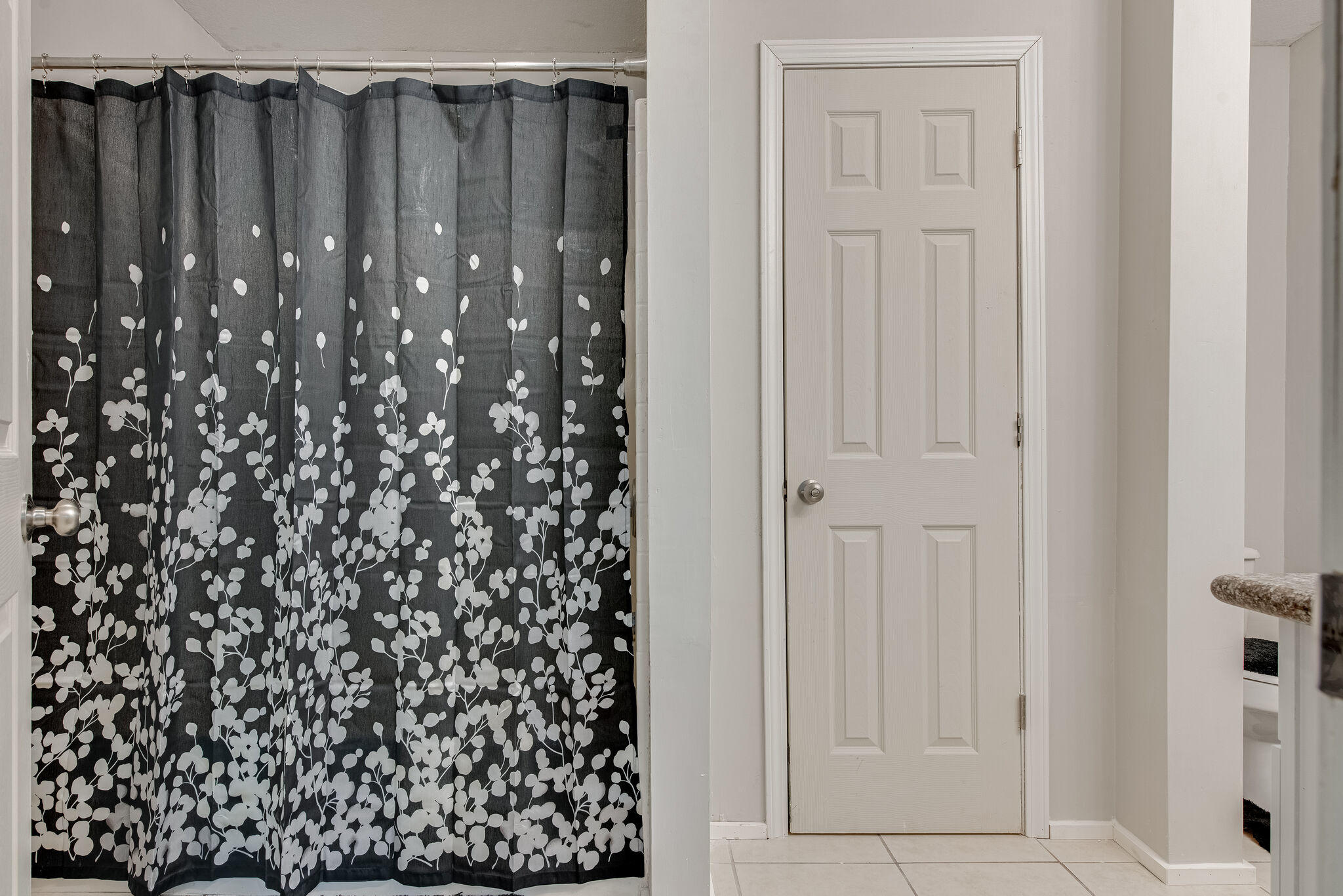 CARRACRES WEST - Residential