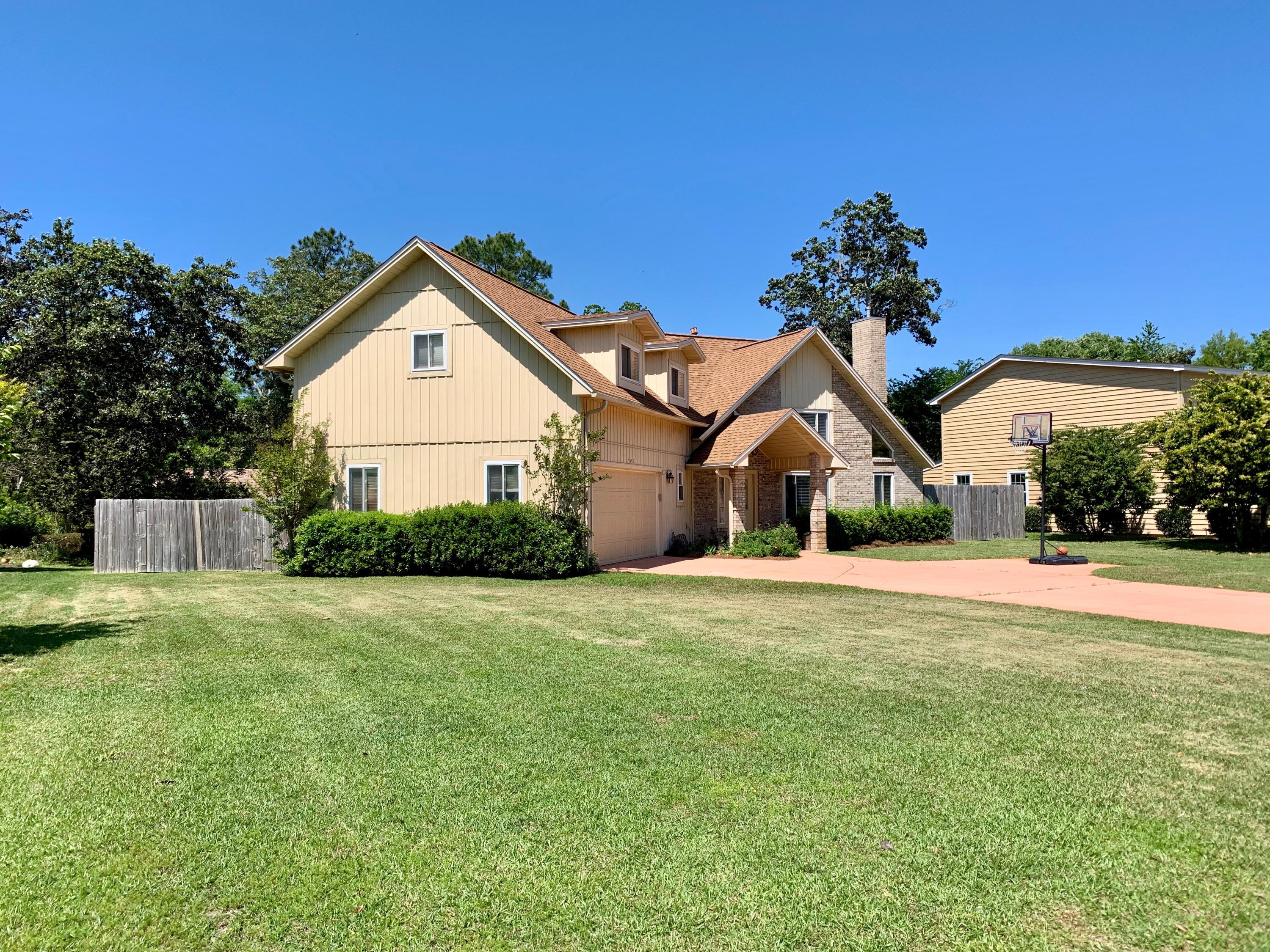 ST ANDREWS EAST BLUEWATER BAY - Residential