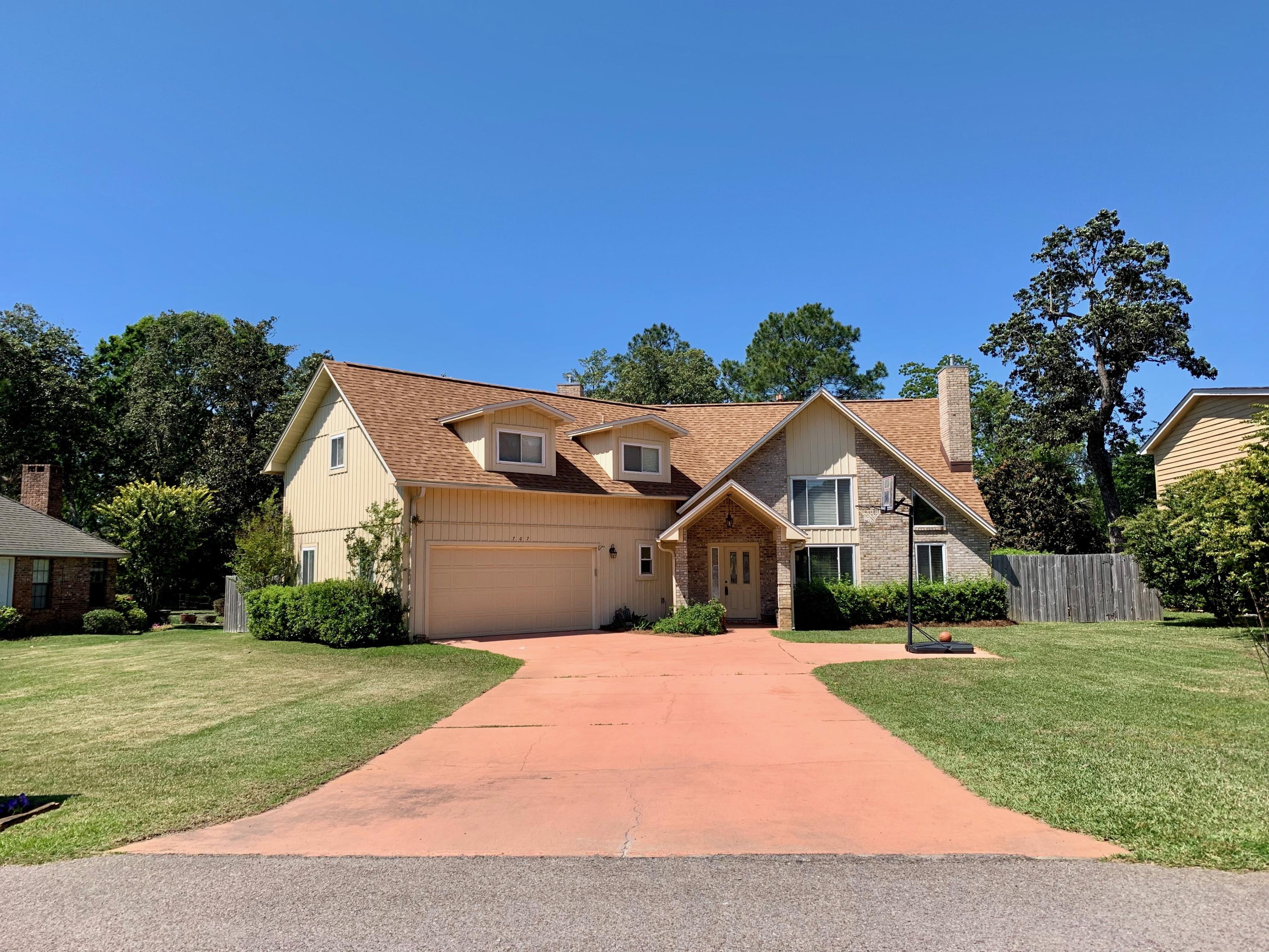 ST ANDREWS EAST BLUEWATER BAY - Residential