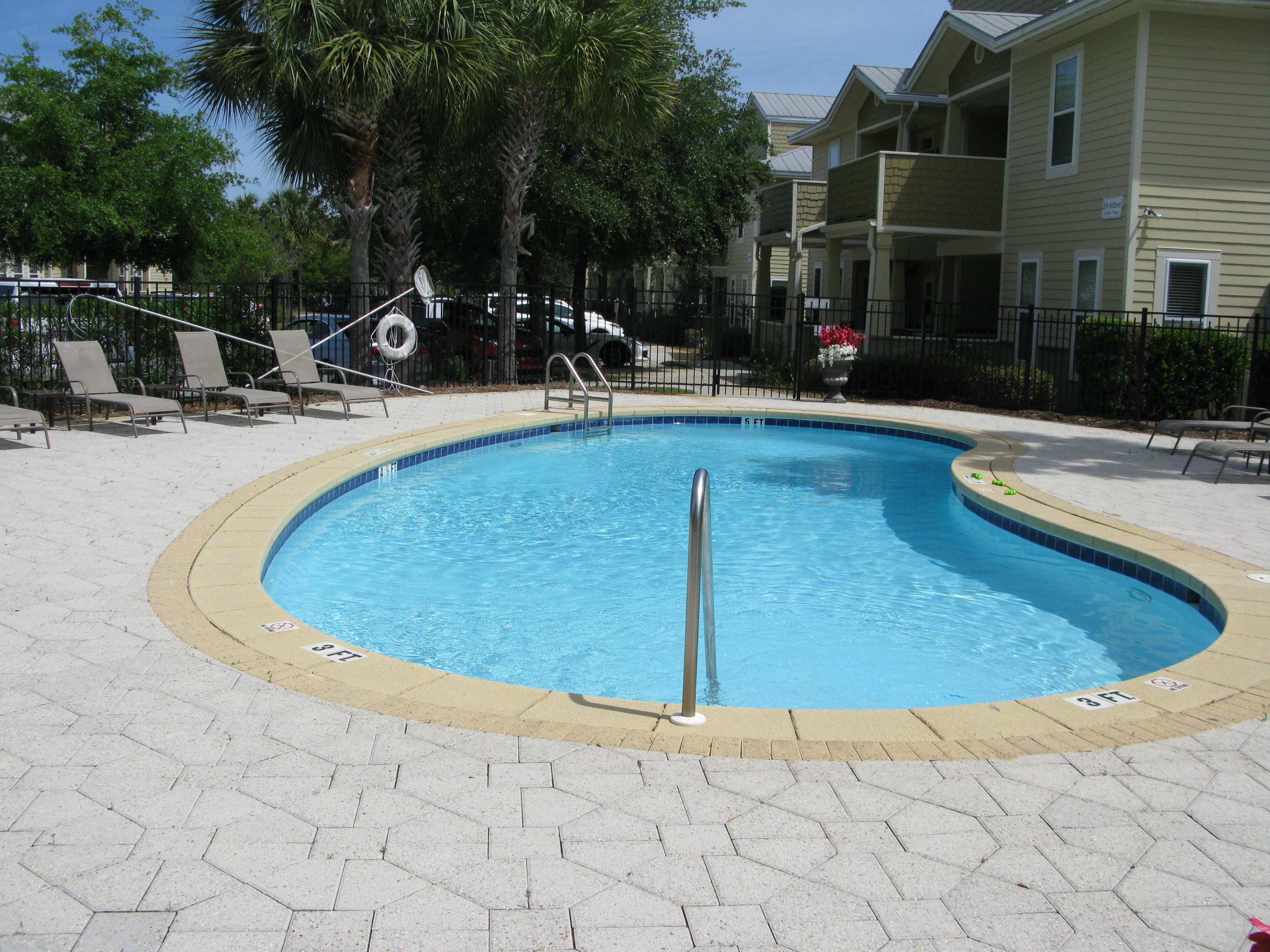 TOPSAIL VILLAGE - Residential