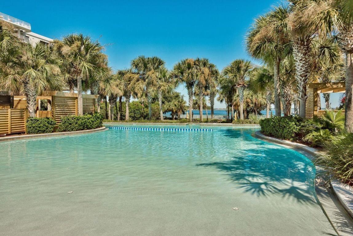 DESTIN WEST BEACH & BAY RESORT-GULFSIDE - Residential