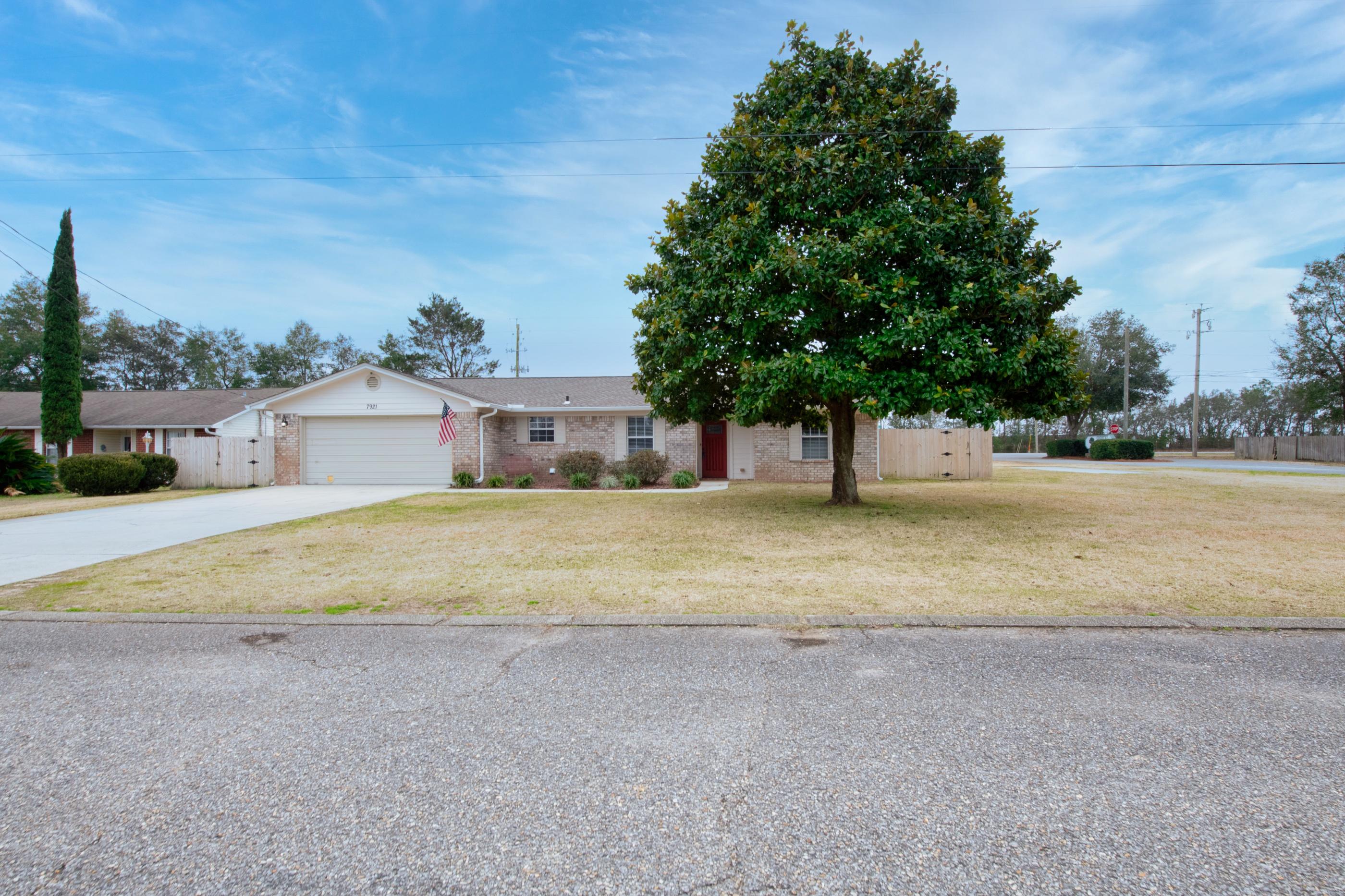 COUNTRY BREEZE ESTATES - Residential