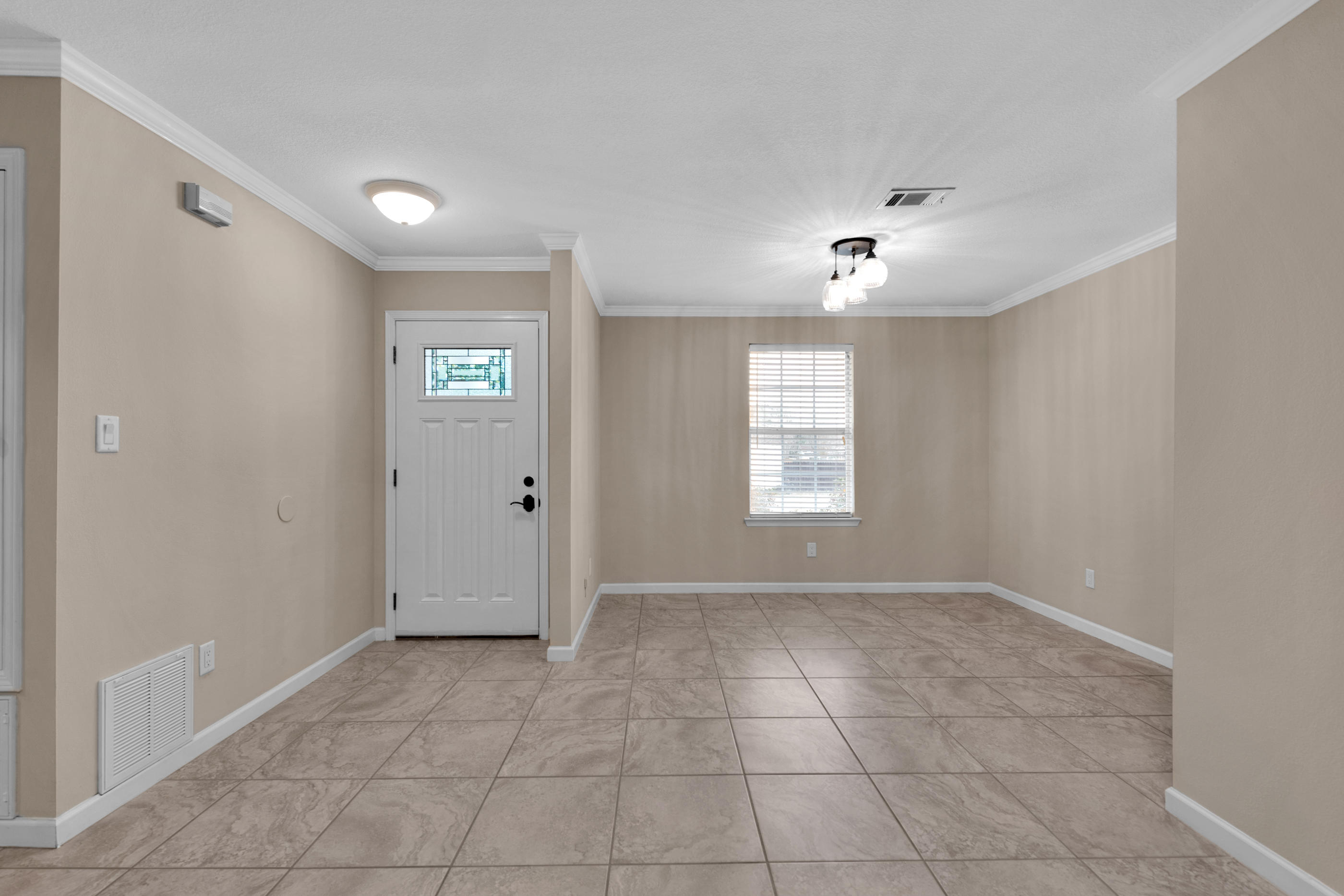 COUNTRY BREEZE ESTATES - Residential