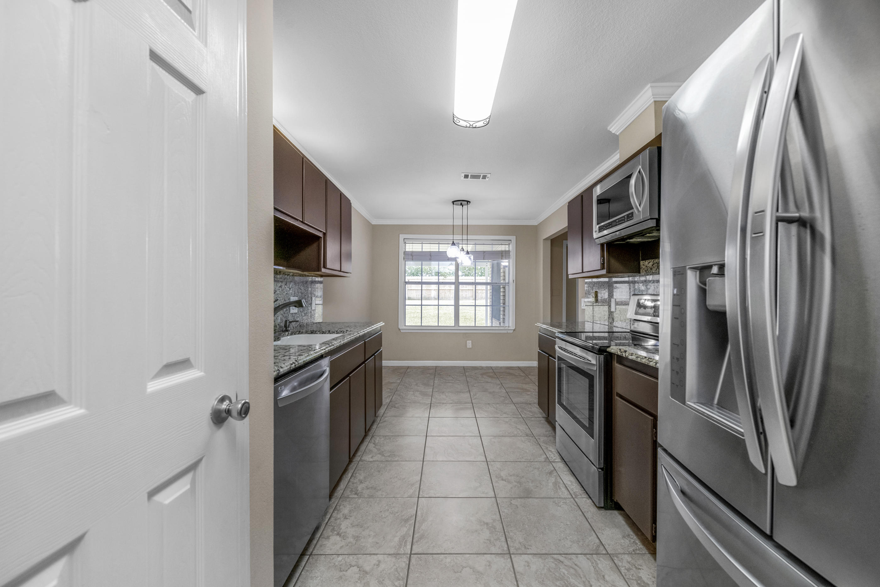 COUNTRY BREEZE ESTATES - Residential