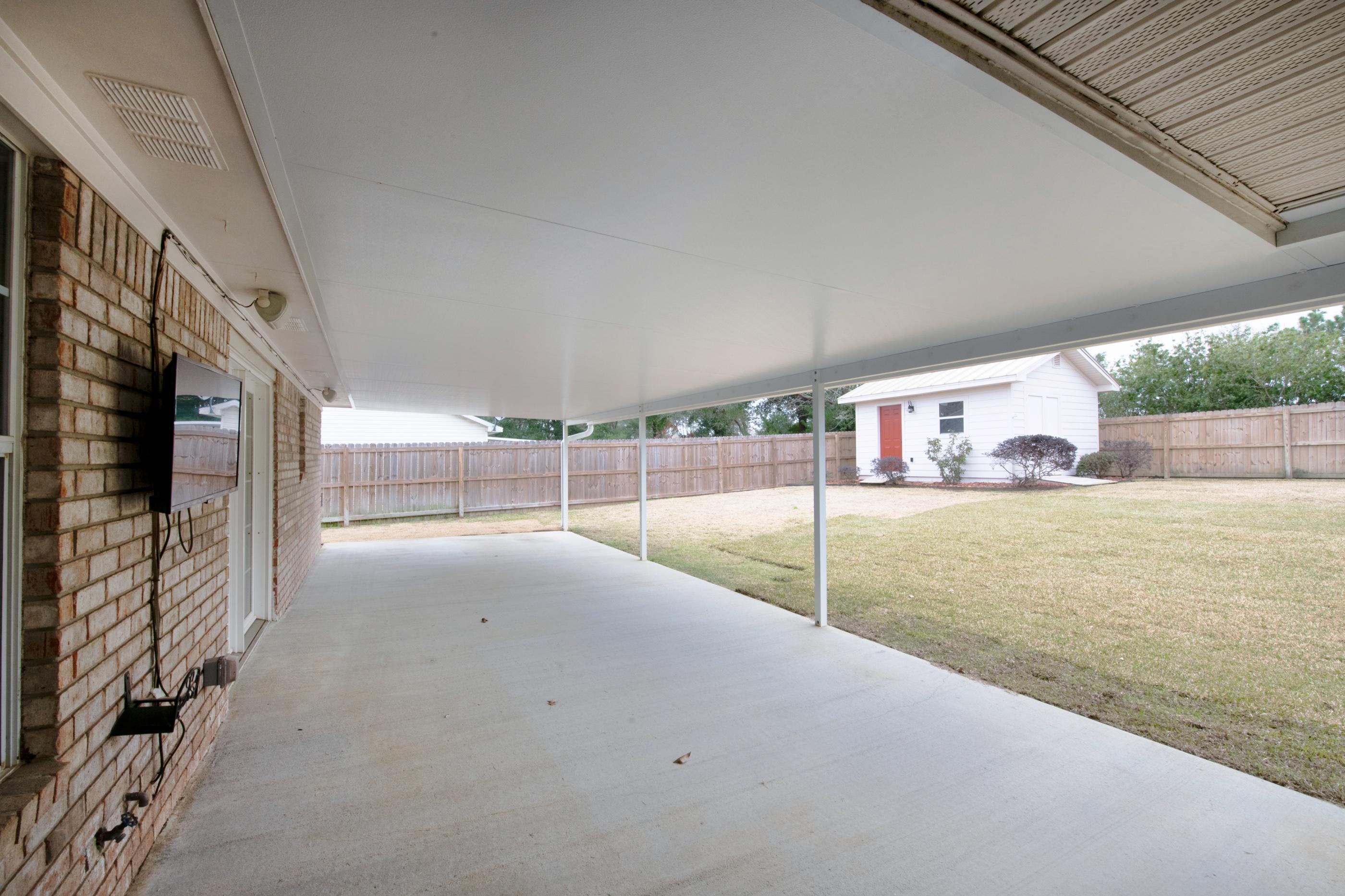 COUNTRY BREEZE ESTATES - Residential