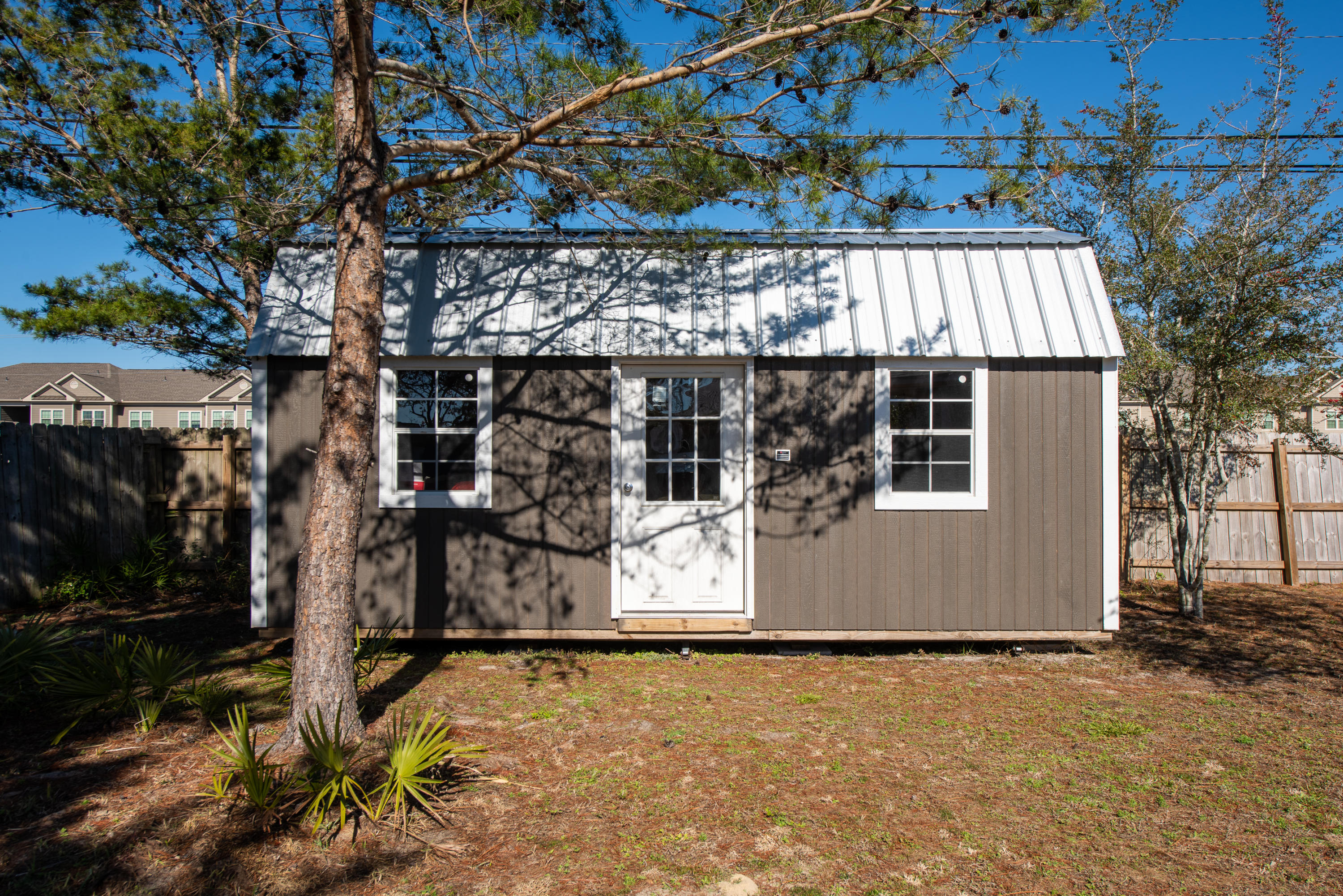 LIGHTHOUSE POINTE - Residential