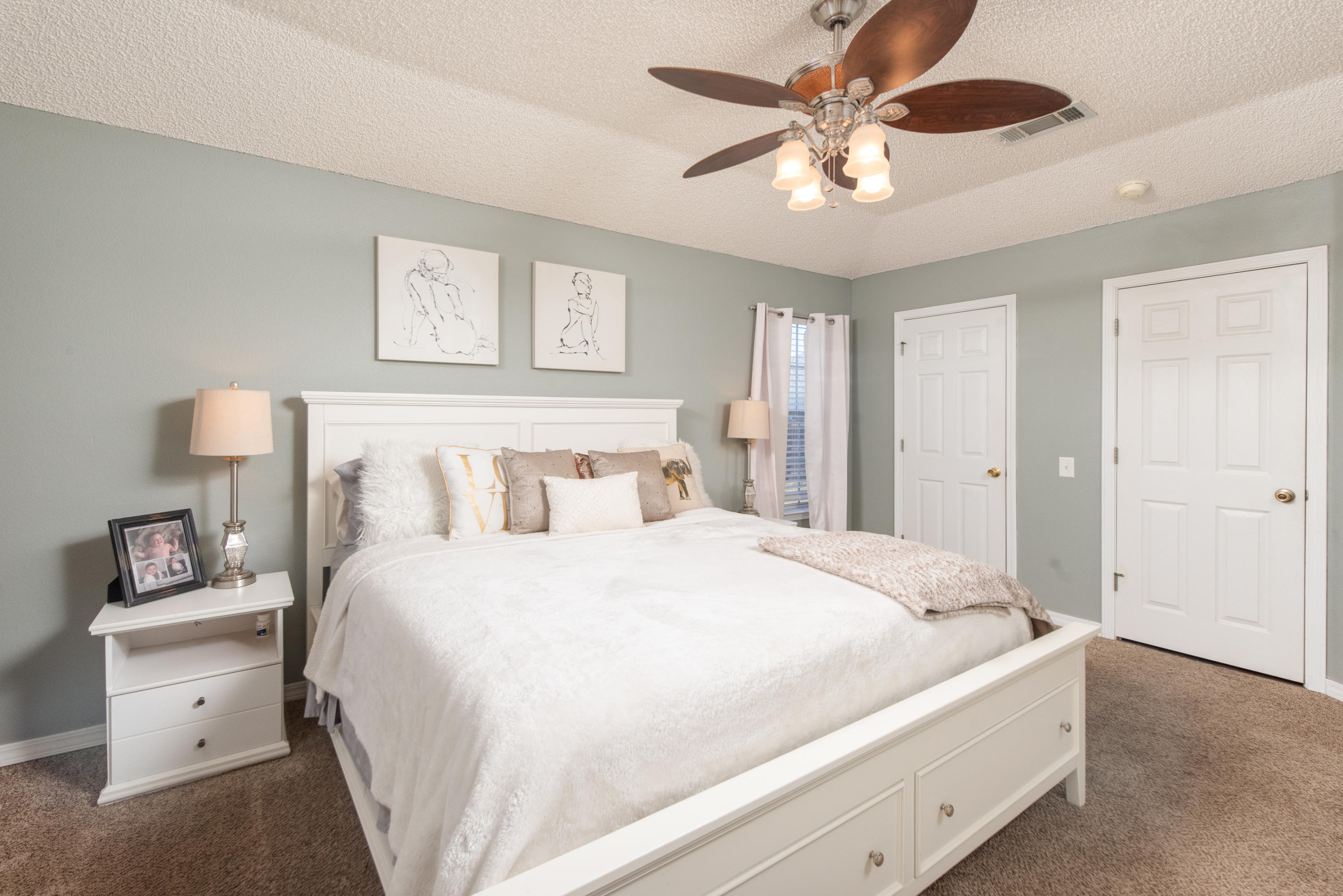 LIGHTHOUSE POINTE - Residential