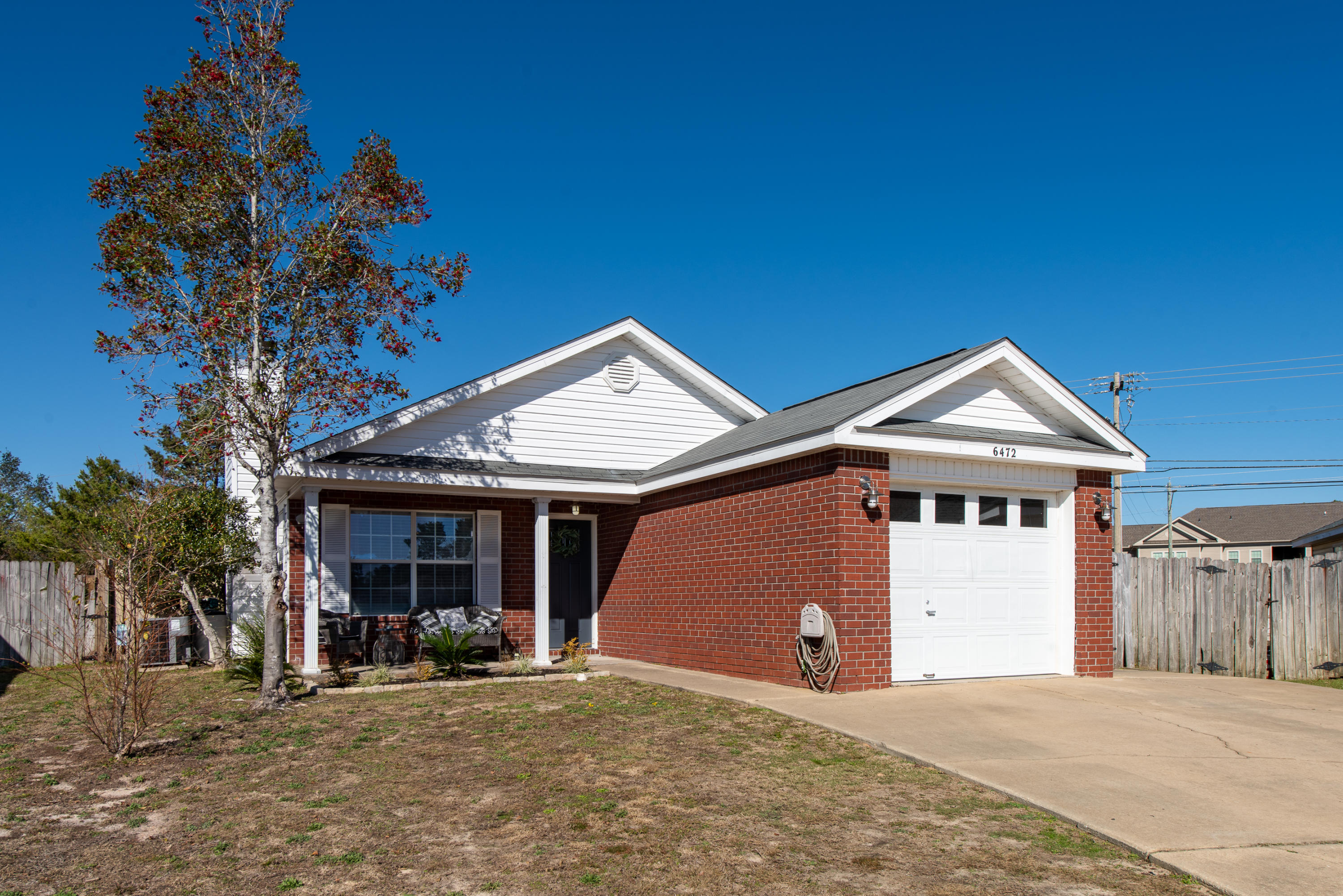 LIGHTHOUSE POINTE - Residential