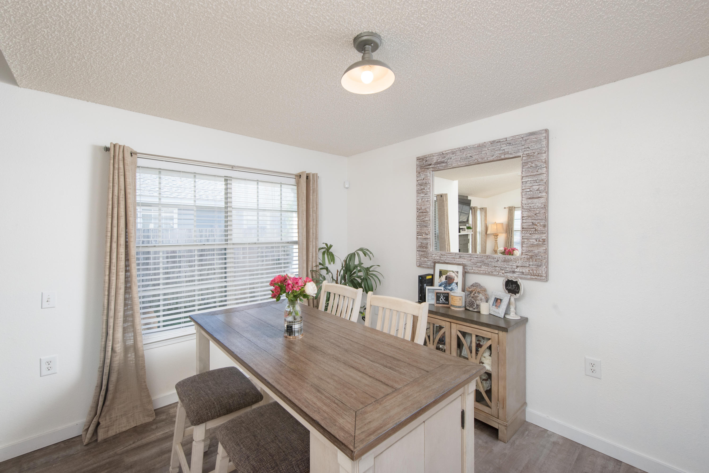 LIGHTHOUSE POINTE - Residential