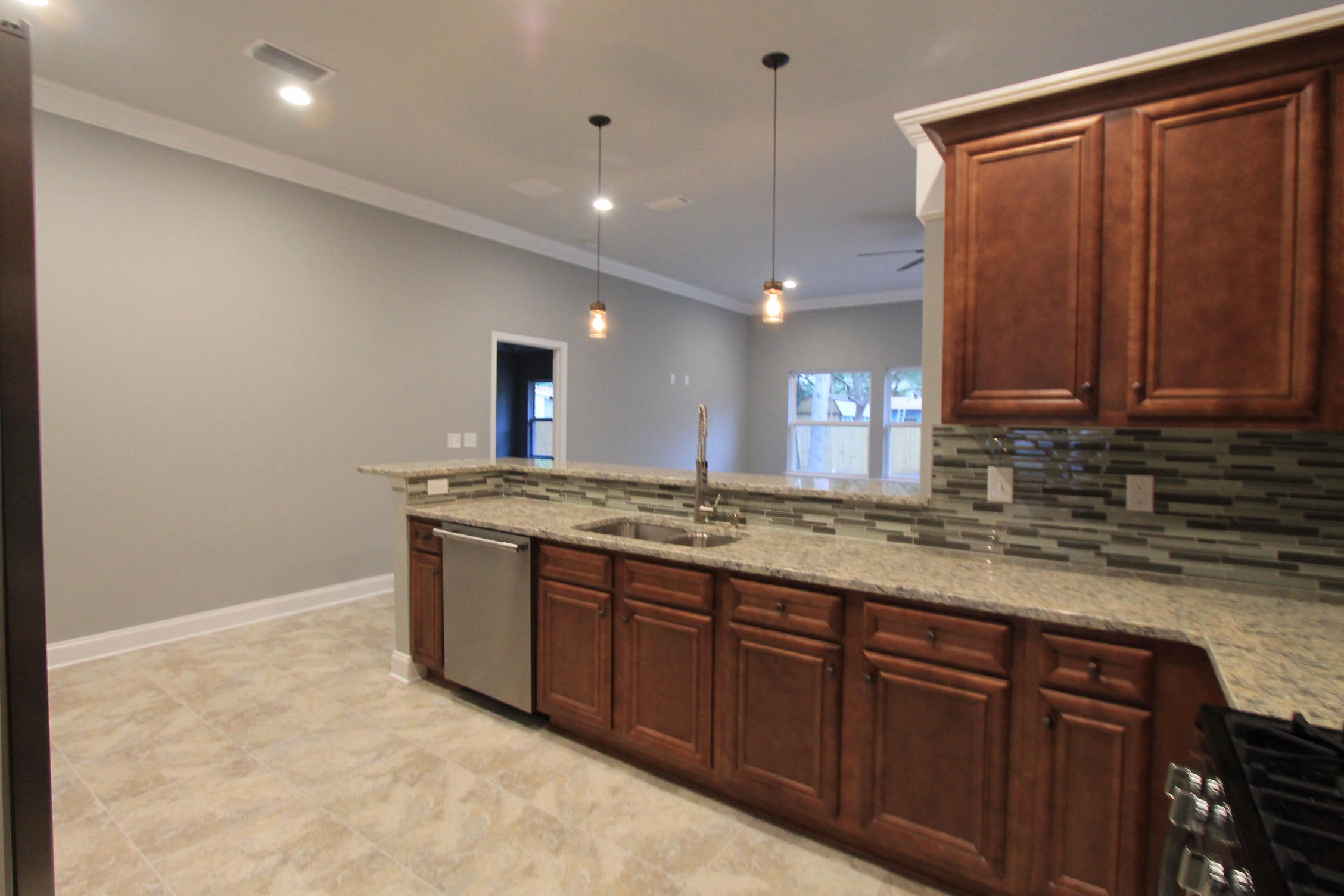 GARNIERS BEACH 2ND - Residential