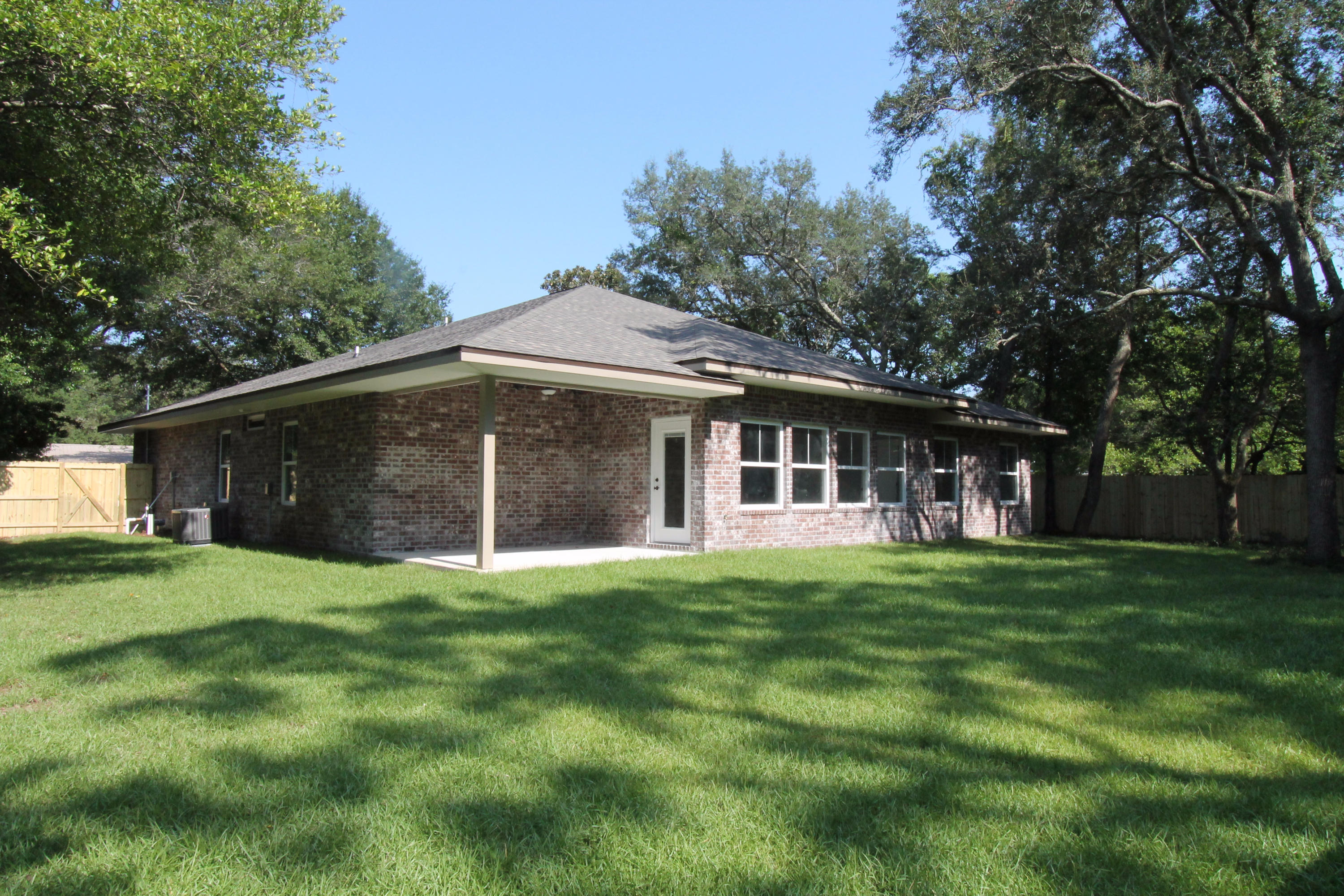 GARNIERS BEACH 2ND - Residential