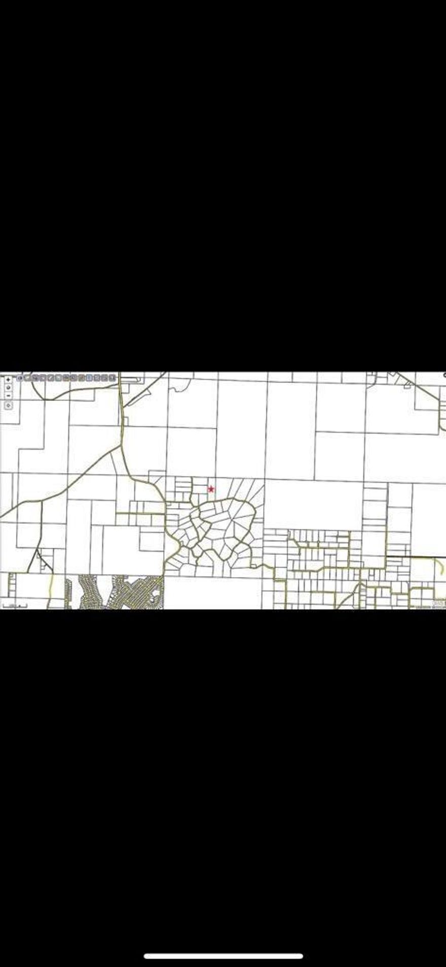 Beautiful 12 Acres in Chipley FL, get away from the city and build your dream home here!  Property has a small shed built on it, there is a septic tank on the property.  2 spring fed streams, one begins on the property, and one runs through it.