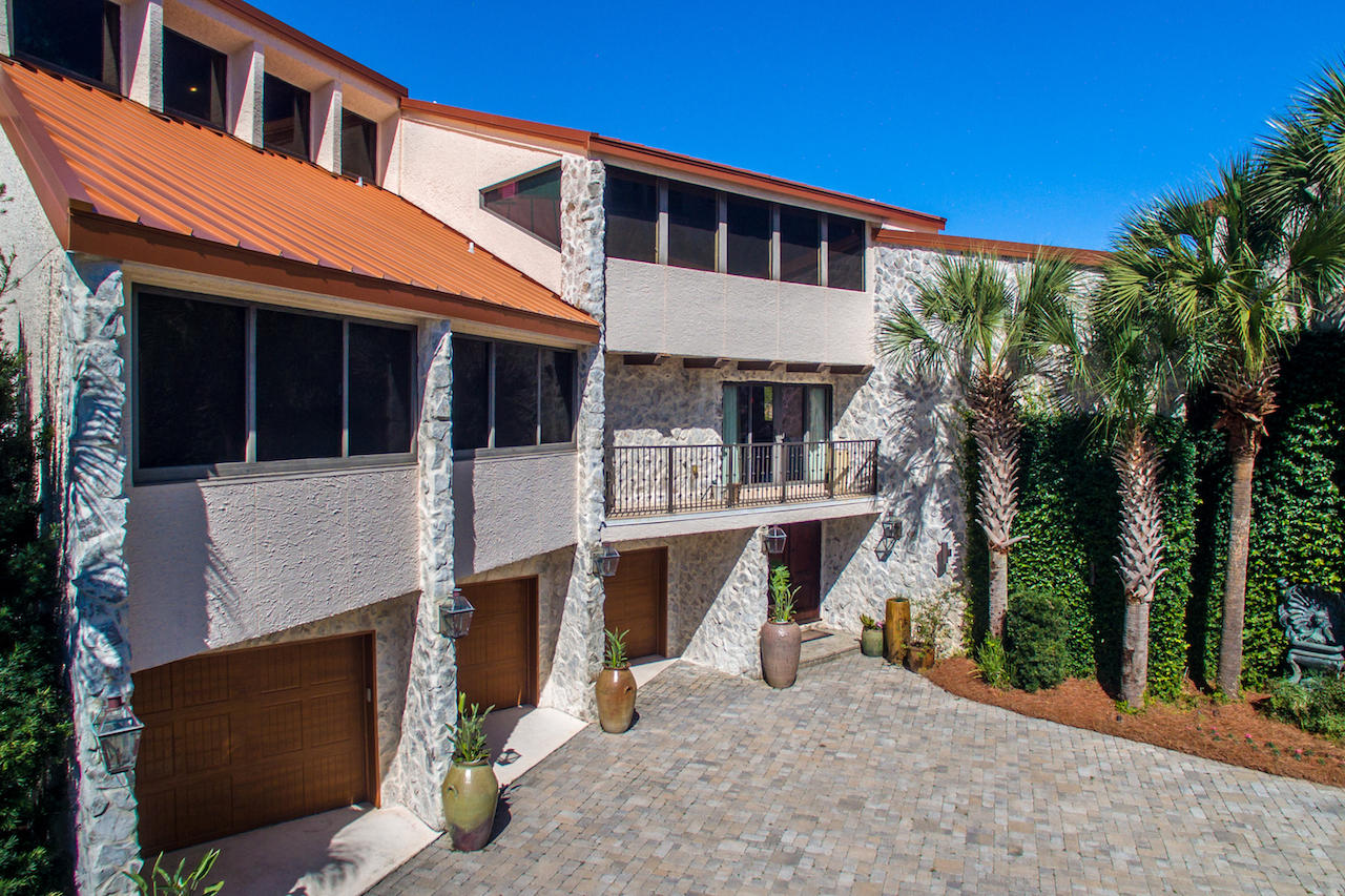 HOLIDAY ISLE - Residential