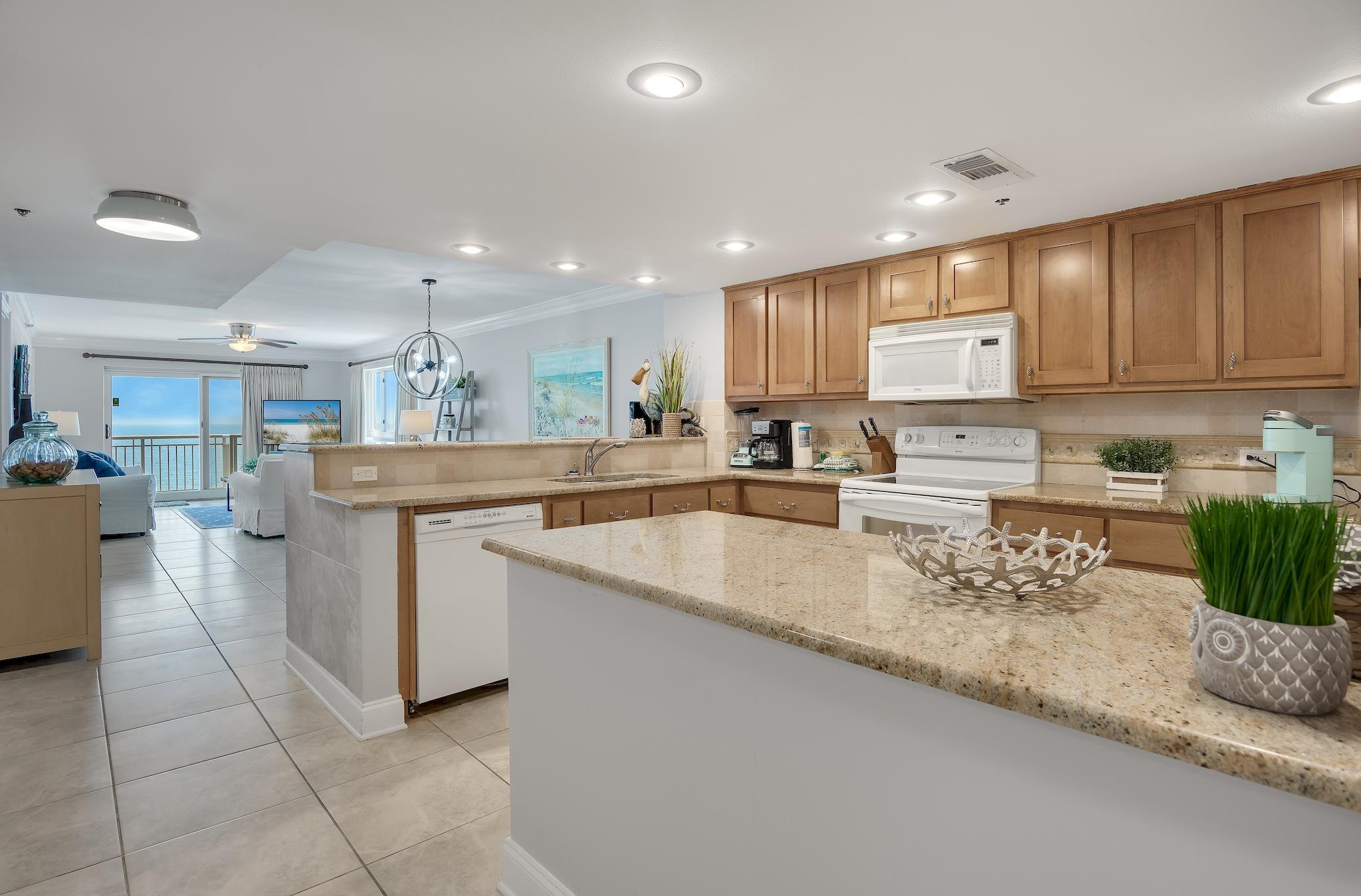 DESTIN TOWERS CONDO - Residential