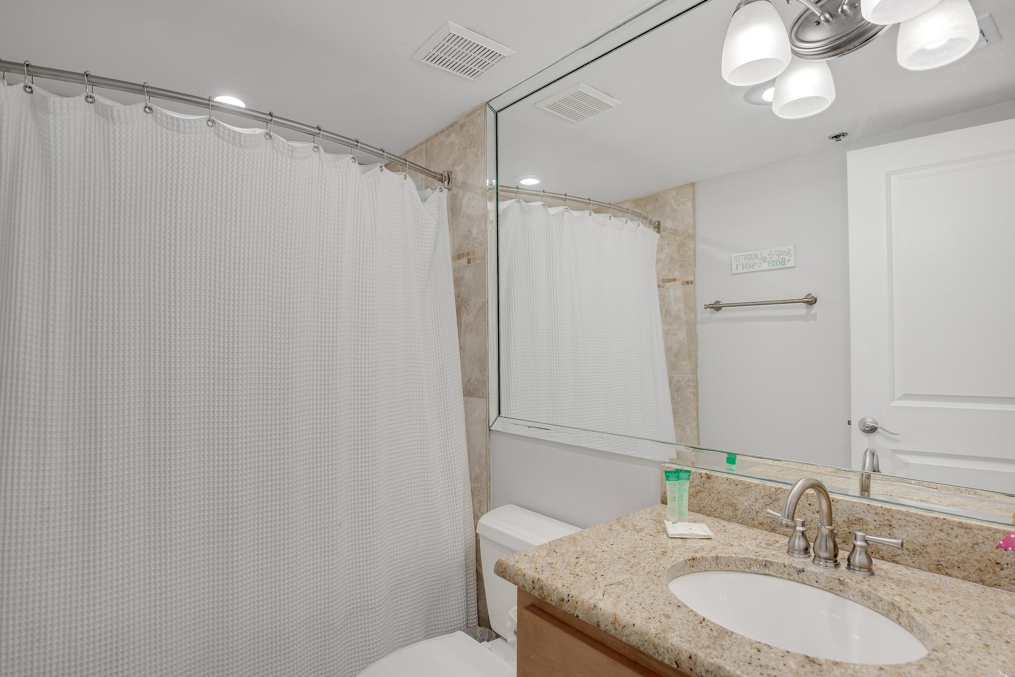 DESTIN TOWERS CONDO - Residential