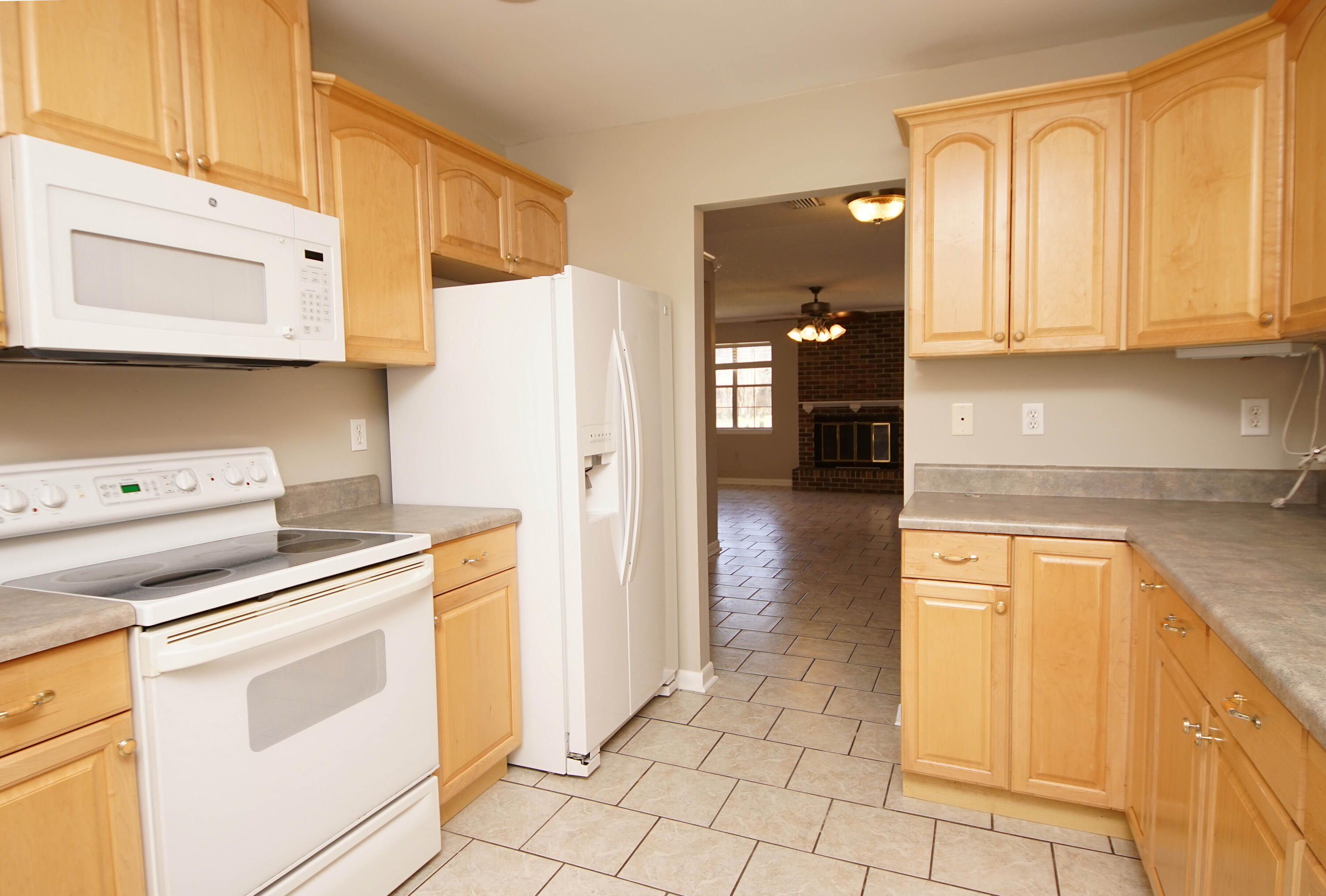 PINEWOOD ESTATES - Residential