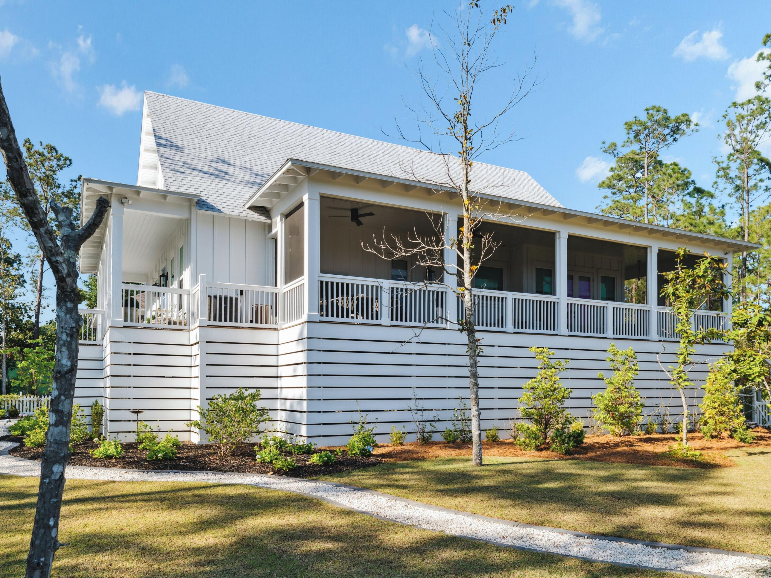 TOWN OF SANTA ROSA - Residential