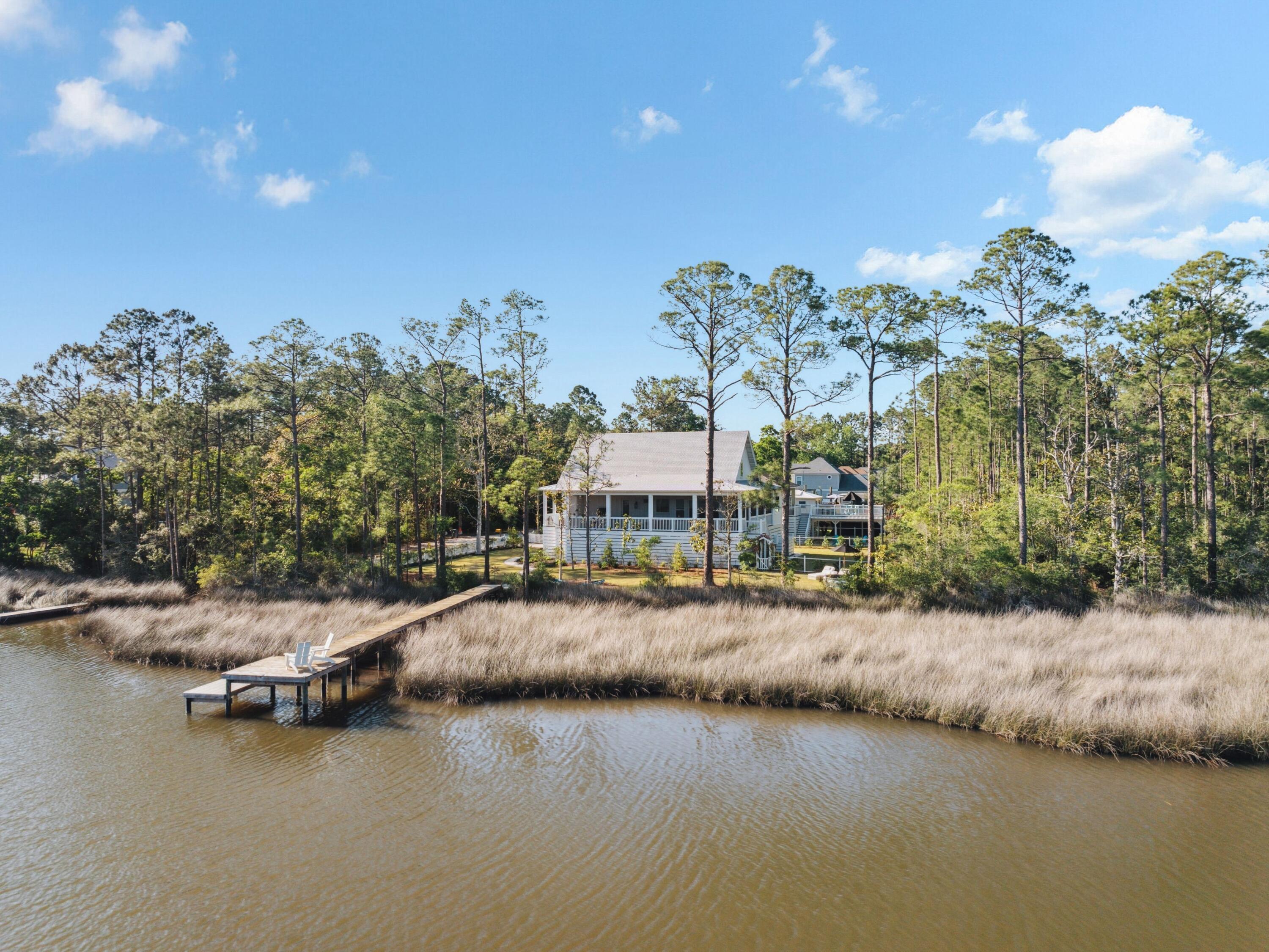 TOWN OF SANTA ROSA - Residential